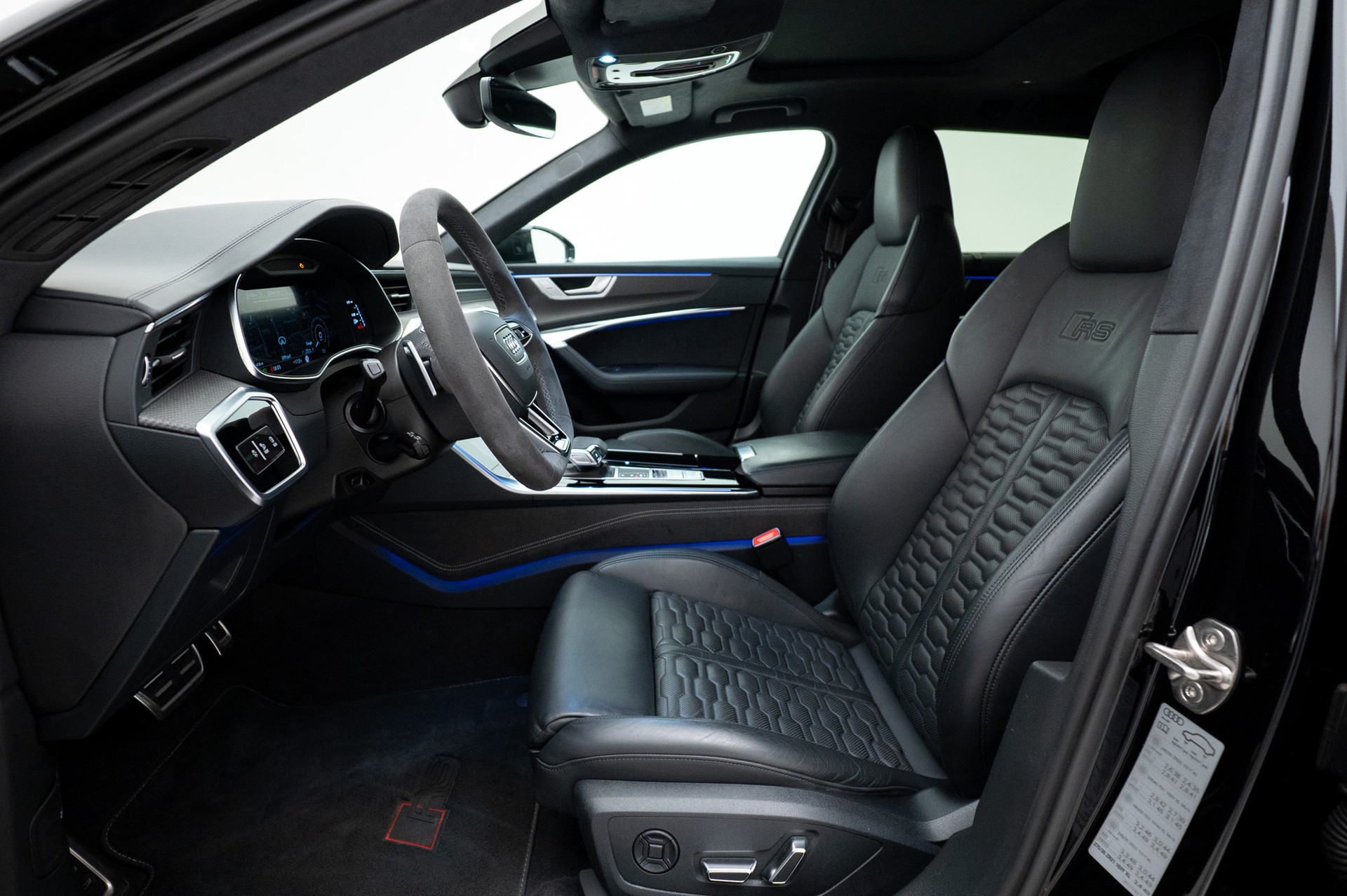 AUDI RS6 Avant 4.0 TFSI V8 quattro-image-5