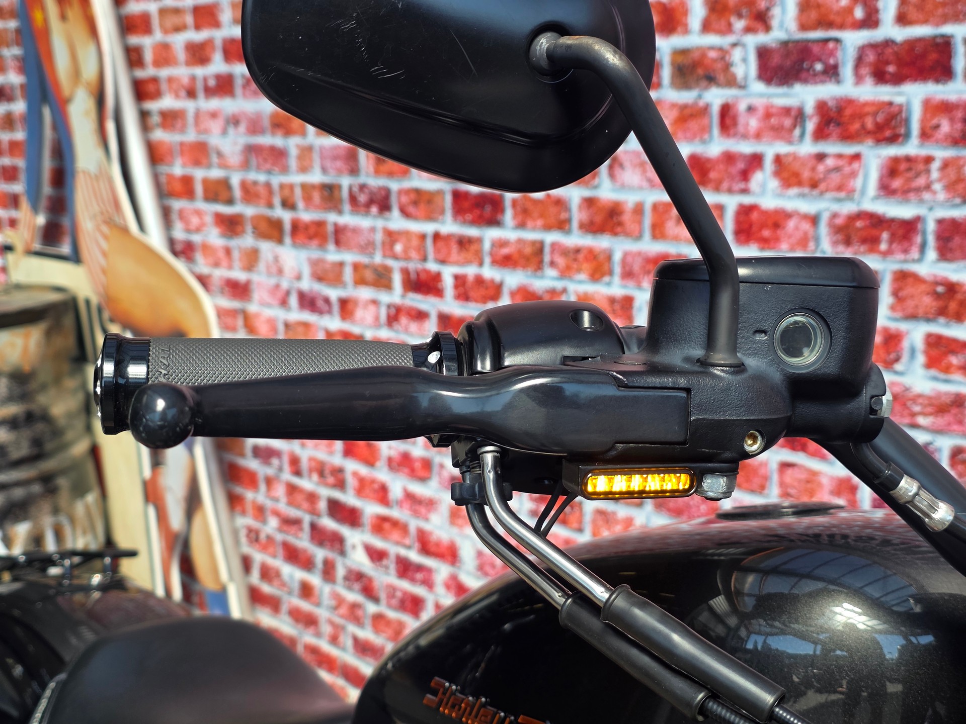 HARLEY-DAVIDSON XL 883 N Sportster Iron ABS-image-12