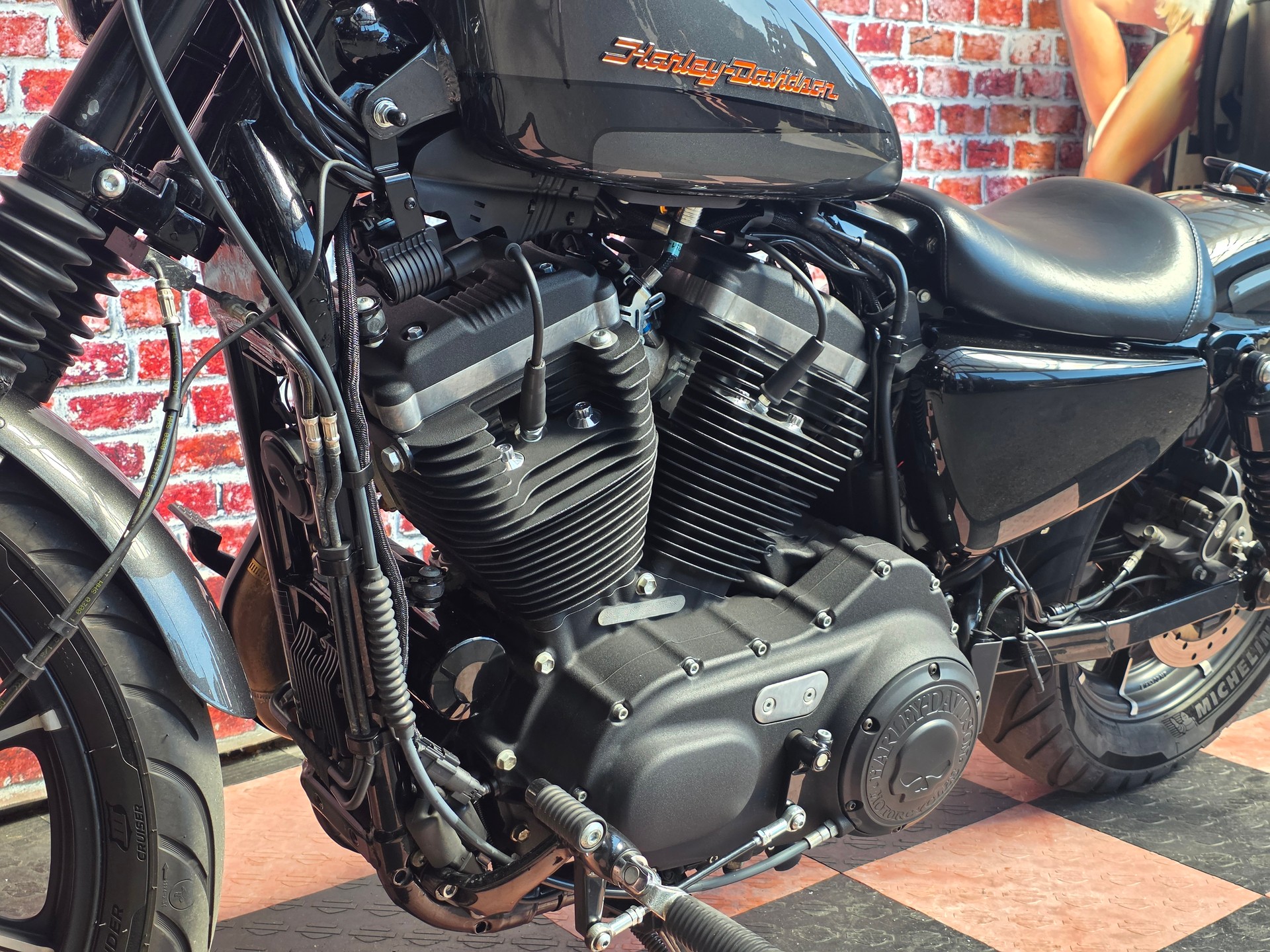 HARLEY-DAVIDSON XL 883 N Sportster Iron ABS-image-6