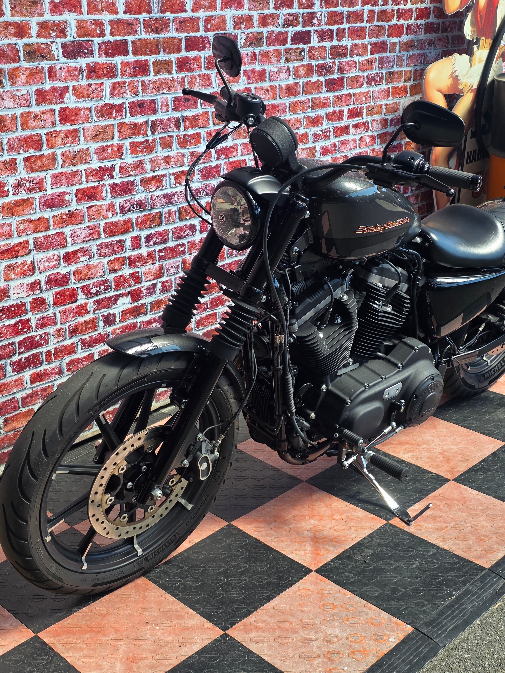 HARLEY-DAVIDSON XL 883 N Sportster Iron ABS-image-4