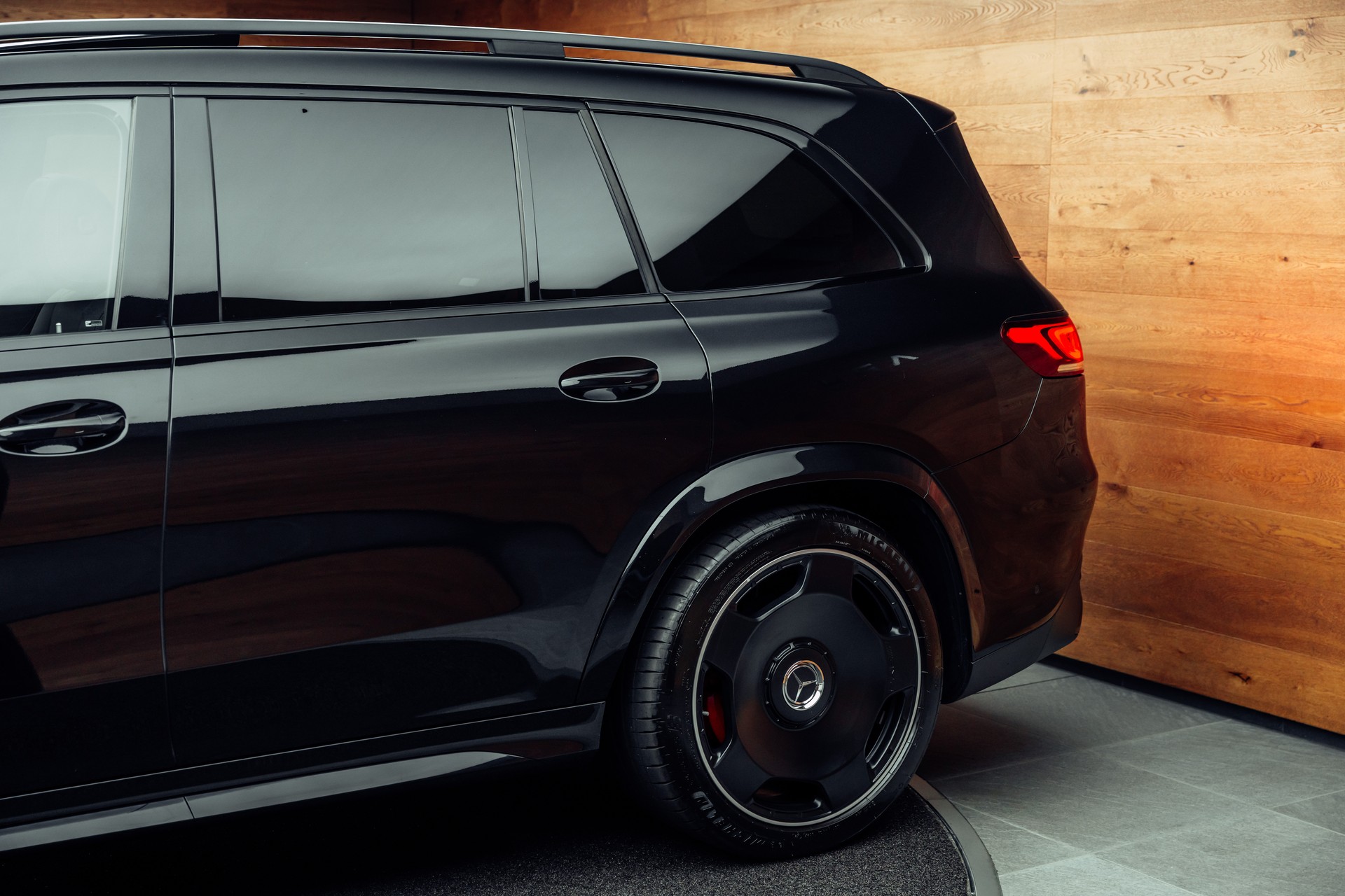MERCEDES-BENZ GLS 63 4Matic + TCT 9G-image-21