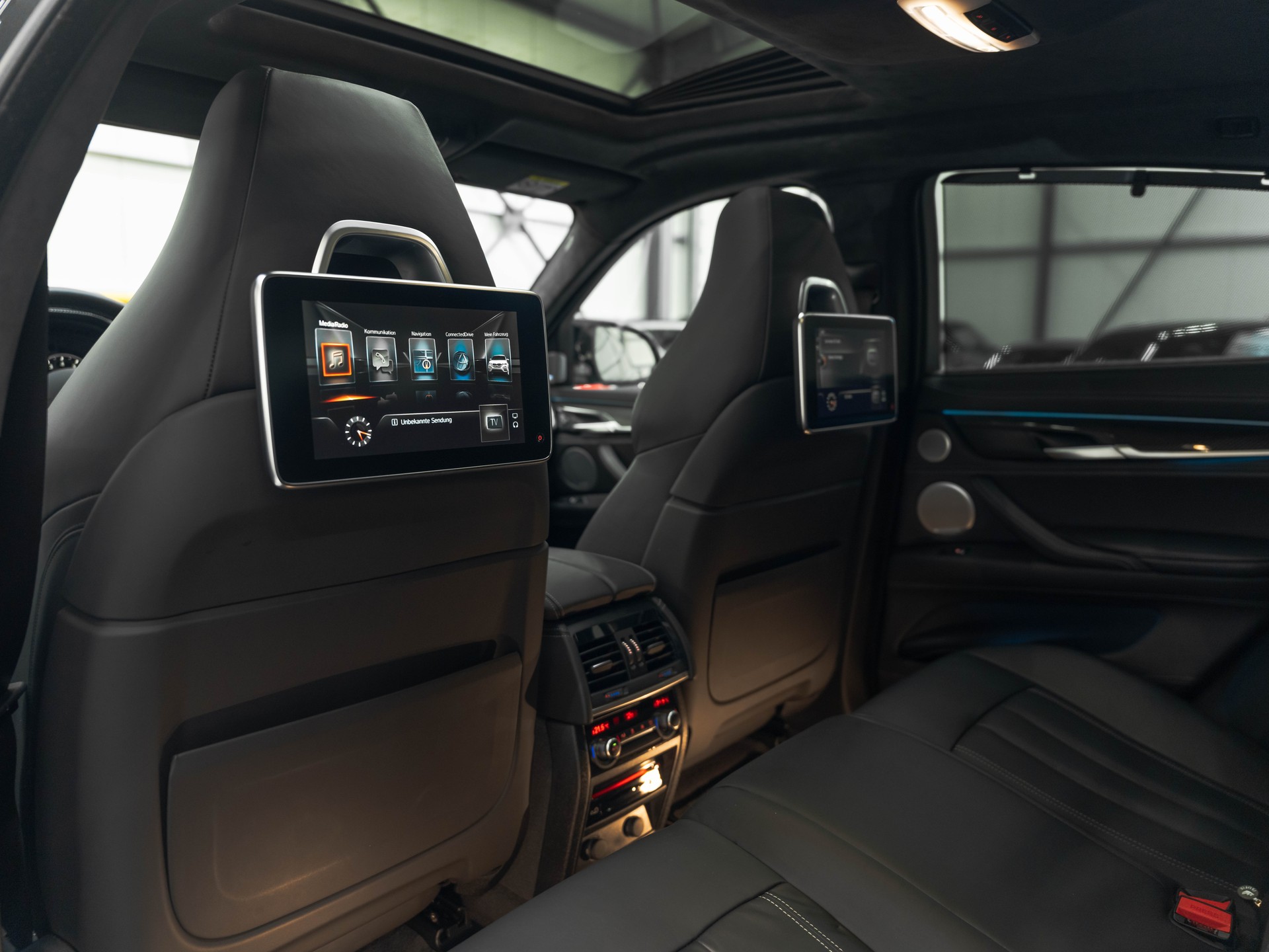 BMW X6M Steptronic-image-12