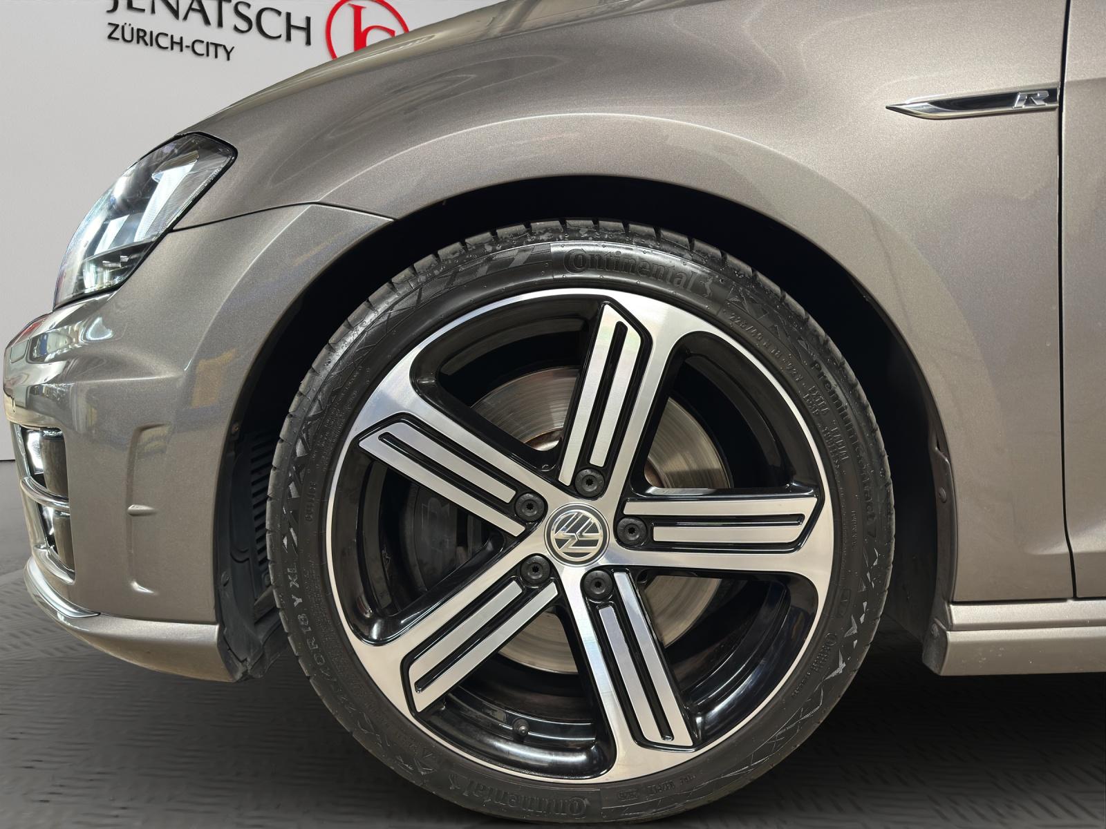 VW Golf VII 2.0 TSI R DSG 4motion-image-14
