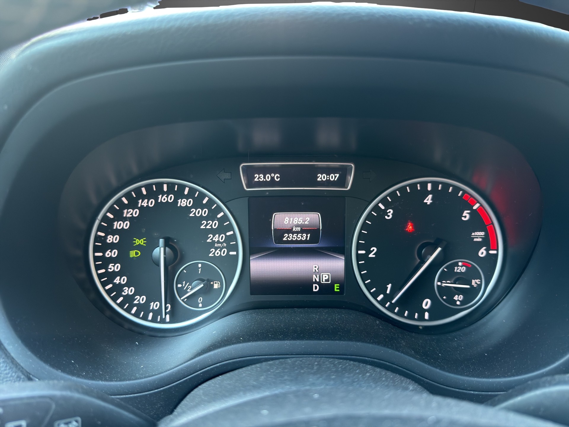 MERCEDES-BENZ B 200 CDI 7G-DCT-image-9