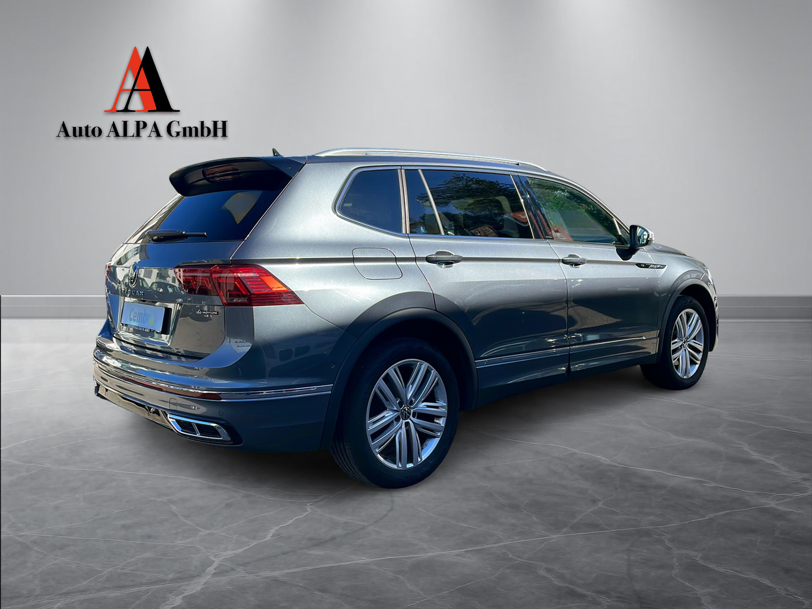 VW TIGUAN ALLSPACE 2.0 TSI R-LINE 4MOTION DSG – SPORTLICHER ALLROUNDER MIT 4MOTION | R-LINE-AUSFÜHRUNG |7 PLÄTZER-showroom-element-3