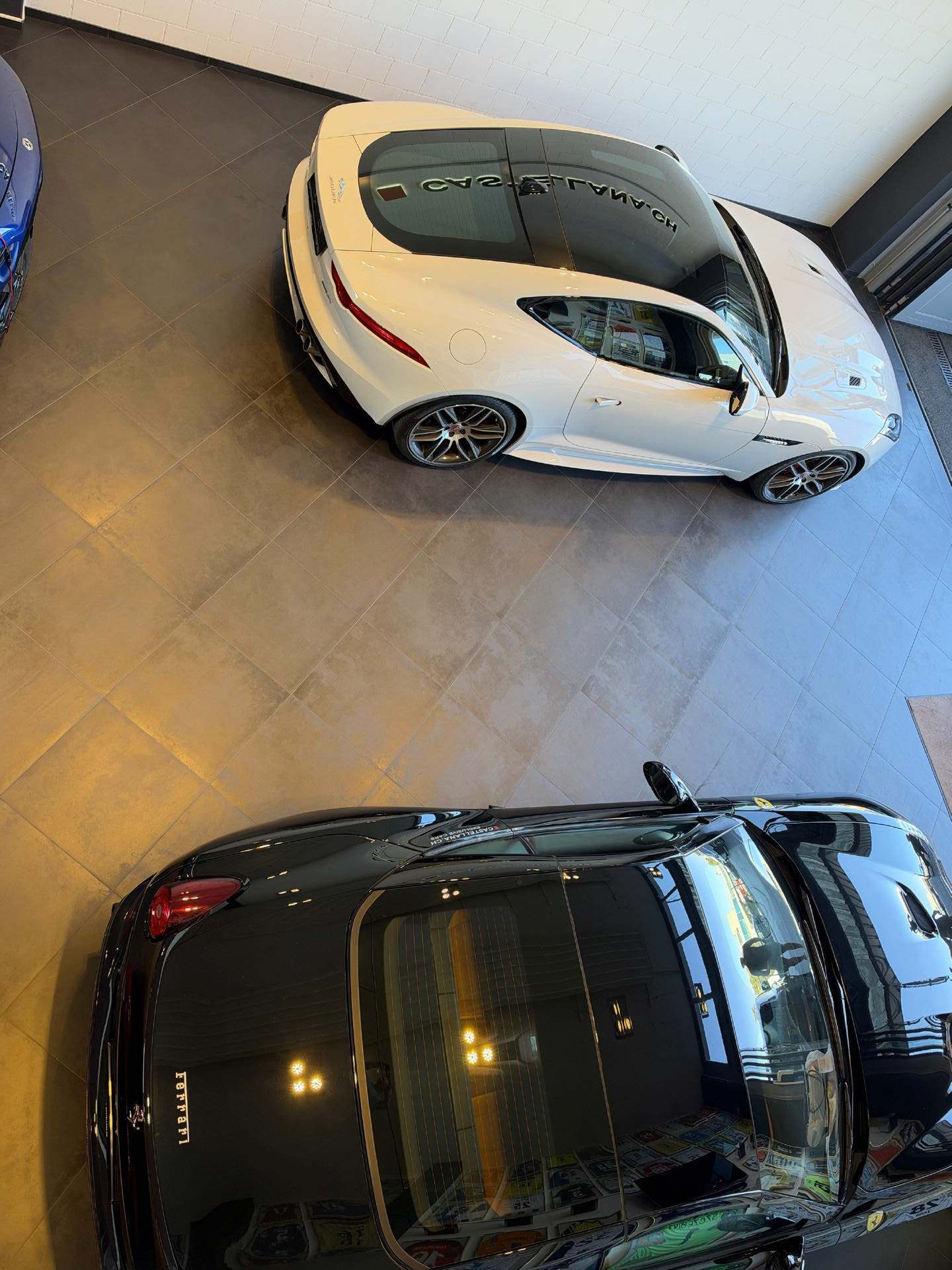 JAGUAR F-Type Coupé 5.0 V8 R AWD-image-6