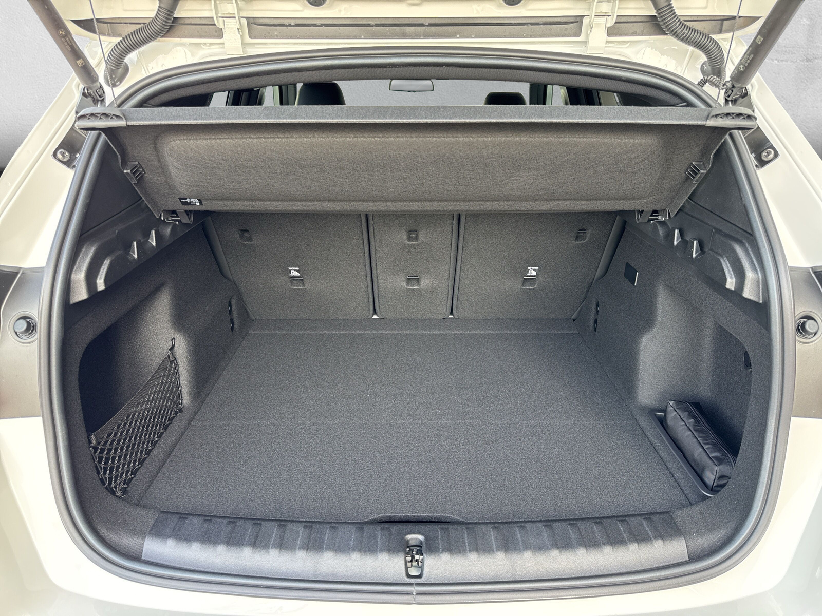 BMW X1 xDrive 25e M Sport-image-10