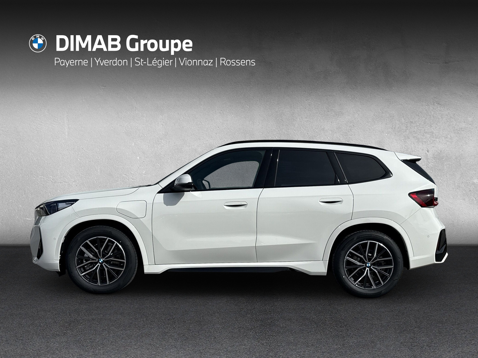 BMW X1 xDrive 25e M Sport-showroom-element-1