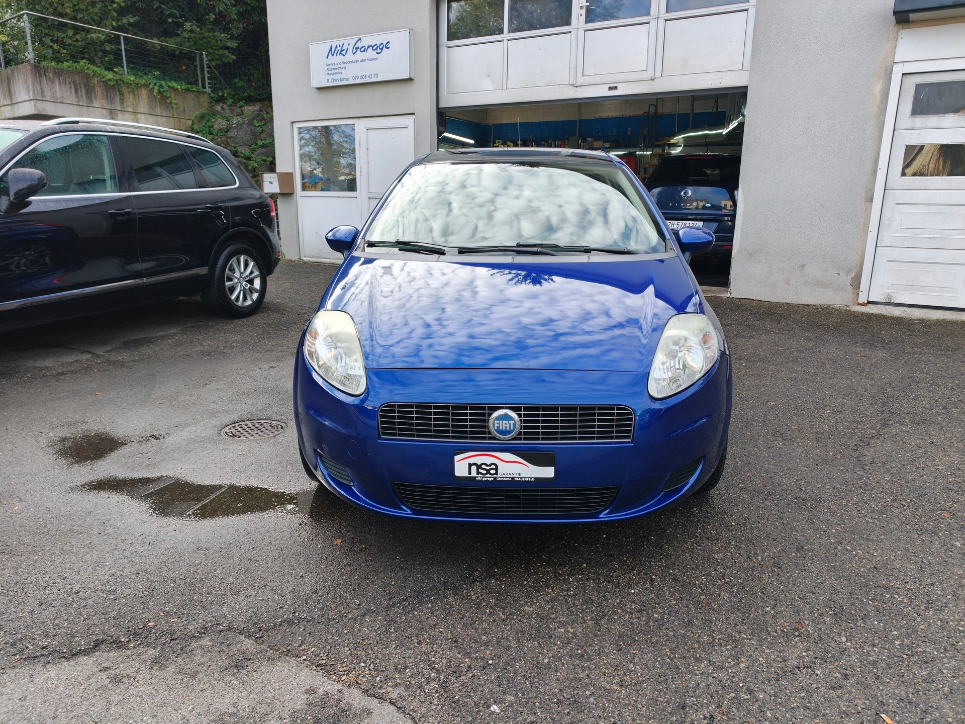 FIAT Punto 1.4 Emotion Design "GIUGIARO"-showroom-element-1