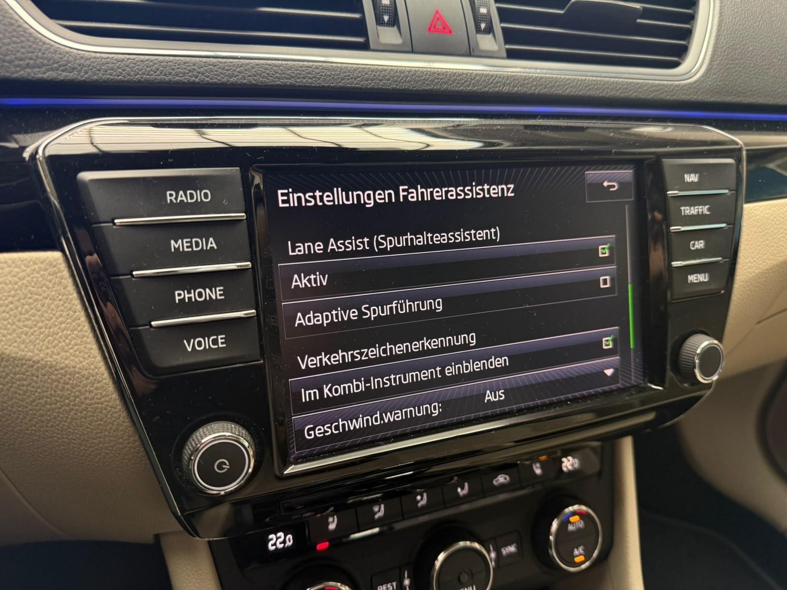 SKODA Superb 2.0TSI L&K 4x4 DSG-image-14