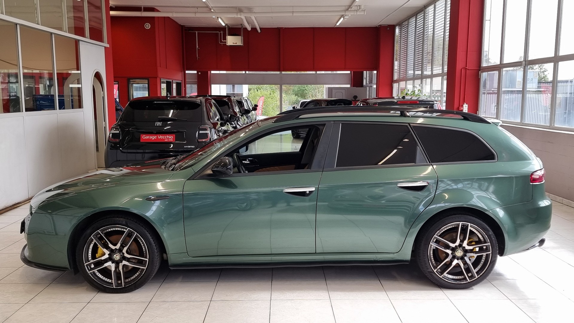 ALFA ROMEO 159 Sportwagon 1.9 JTD Distinctive-showroom-element-2