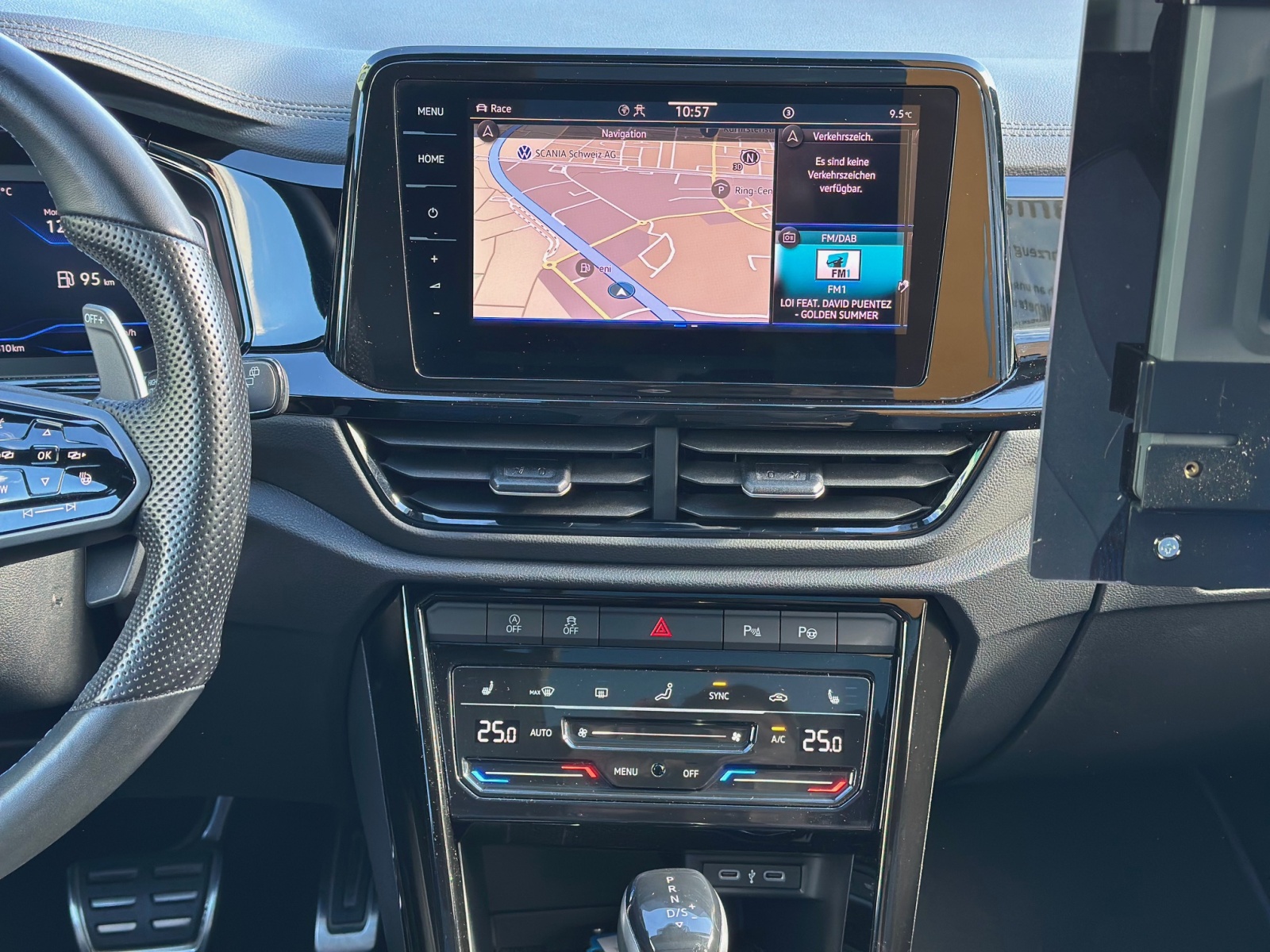 VW T-Roc 2.0 TSI R 75 EditionDSG 4Motion-image-10