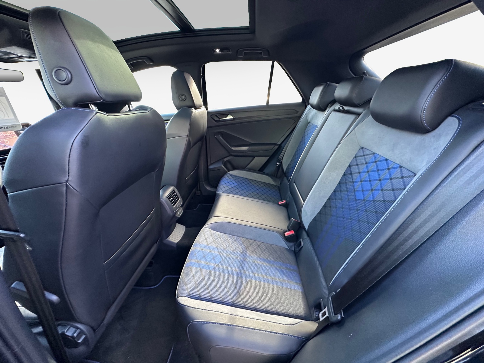 VW T-Roc 2.0 TSI R 75 EditionDSG 4Motion-image-11
