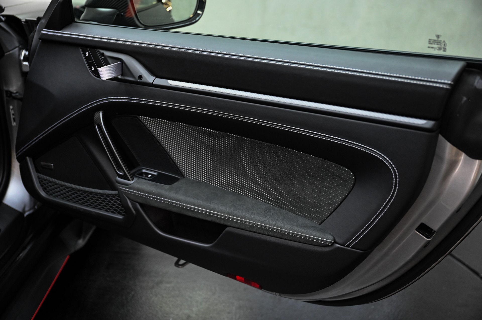 PORSCHE 911 GT3 RS PDK mit Weissach Paket-image-39