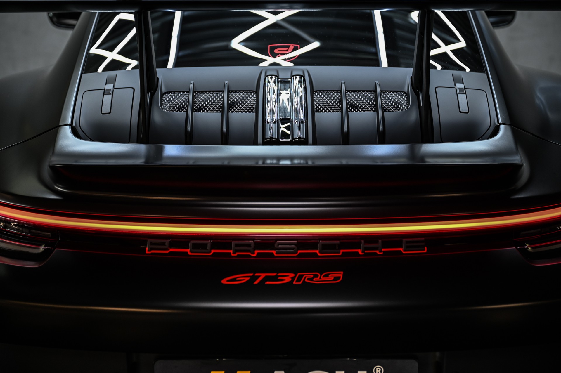 PORSCHE 911 GT3 RS PDK mit Weissach Paket-image-11