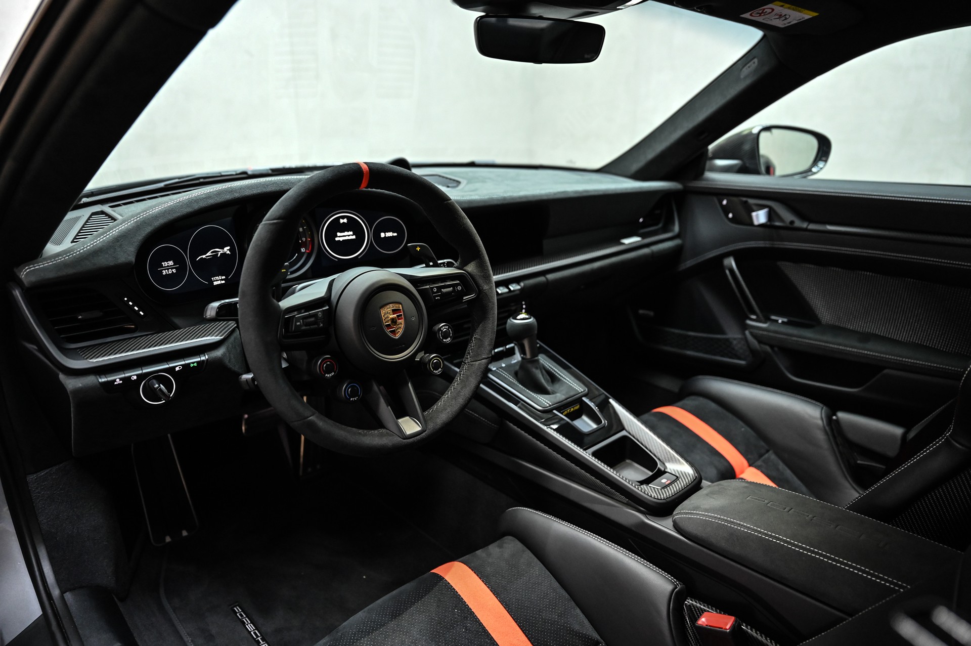 PORSCHE 911 GT3 RS PDK mit Weissach Paket-image-33