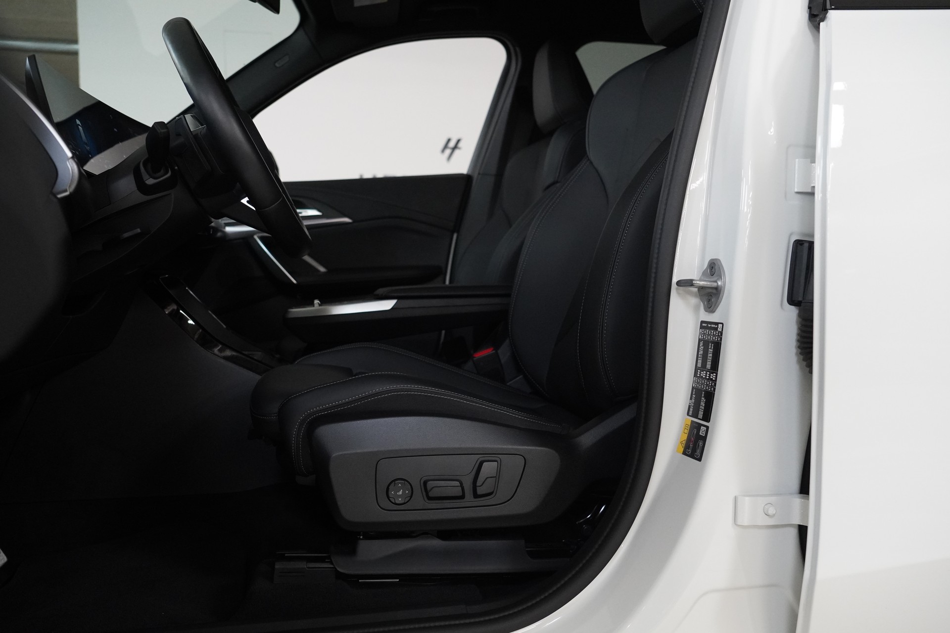 BMW X1 xDrive 30e M Sport-image-11