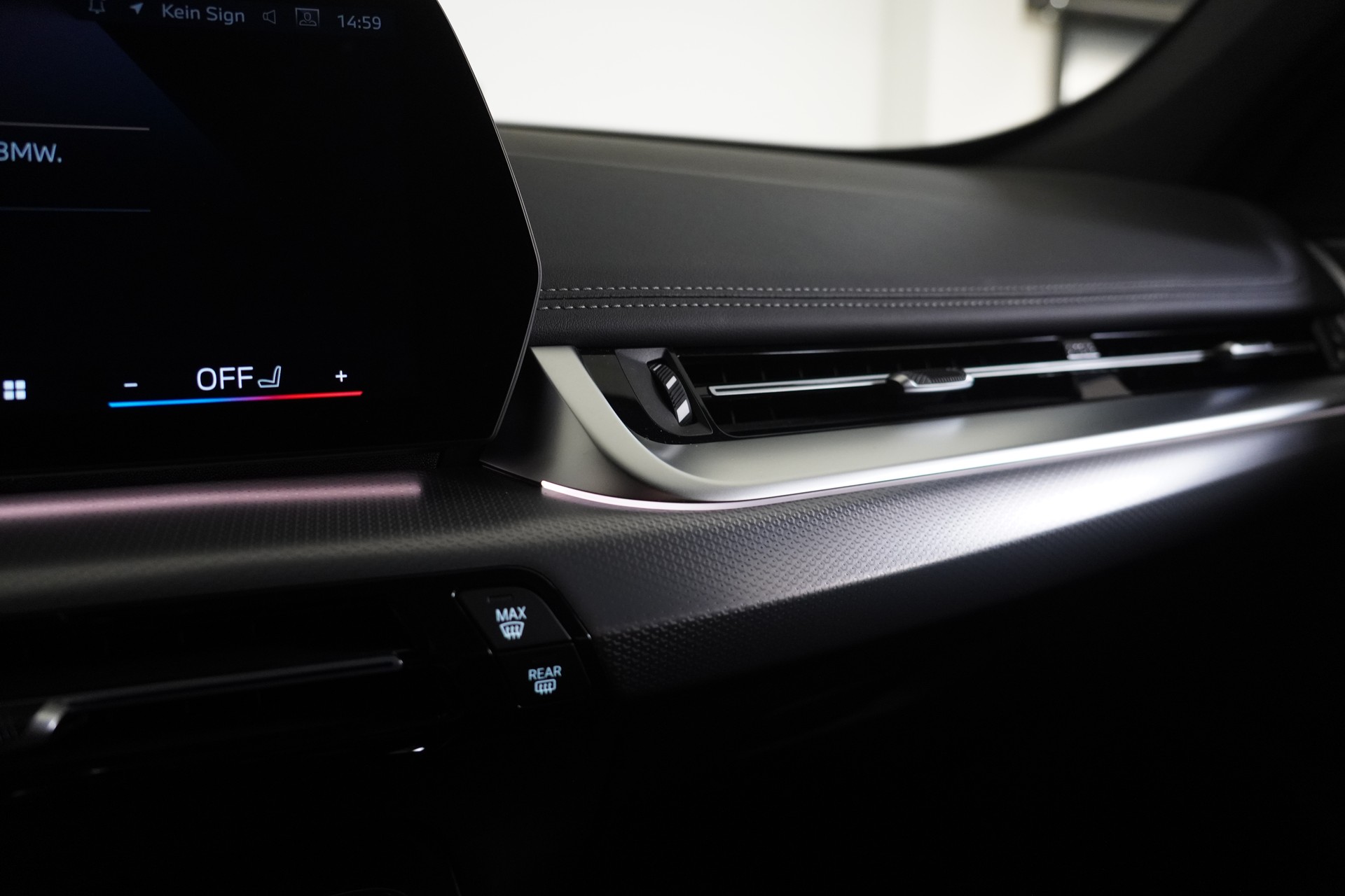 BMW X1 xDrive 30e M Sport-image-26