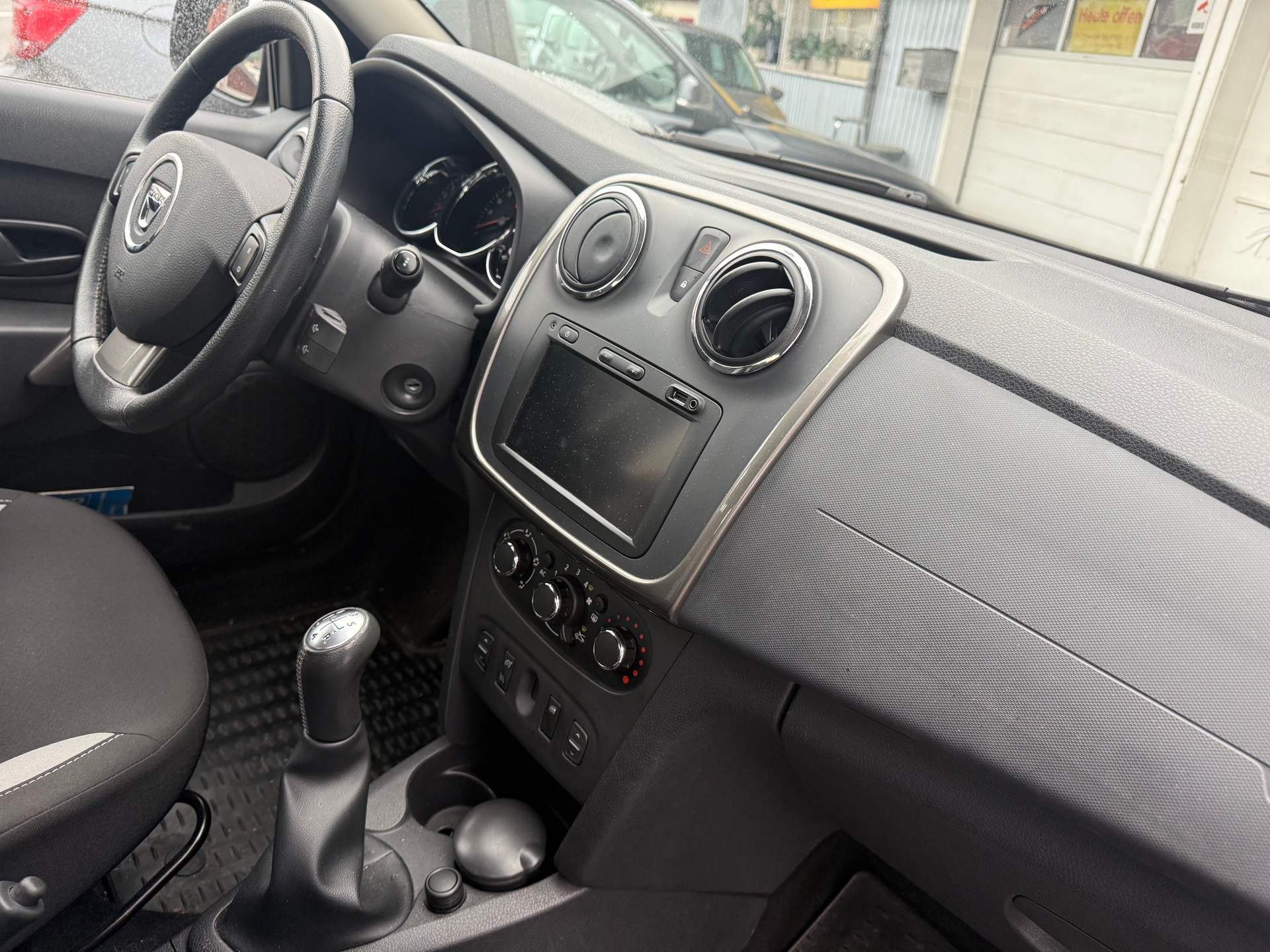 DACIA Sandero Tce 90 Stepway Ambiance-image-8