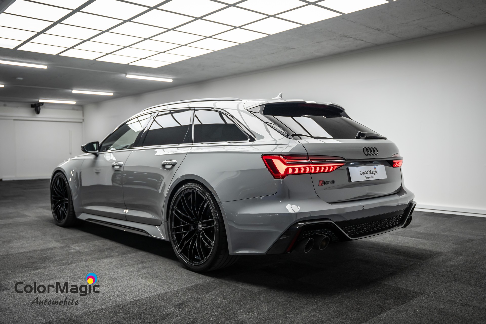 AUDI * RS6 AVANT ABT R * 740 PS * ABT 22 ZOLL & TIEFERLEGUNG * ABT AUSPUFFANLAGE * FULL CARBON INNEN & AUSSEN * LEASING AB 650.- *-showroom-element-3
