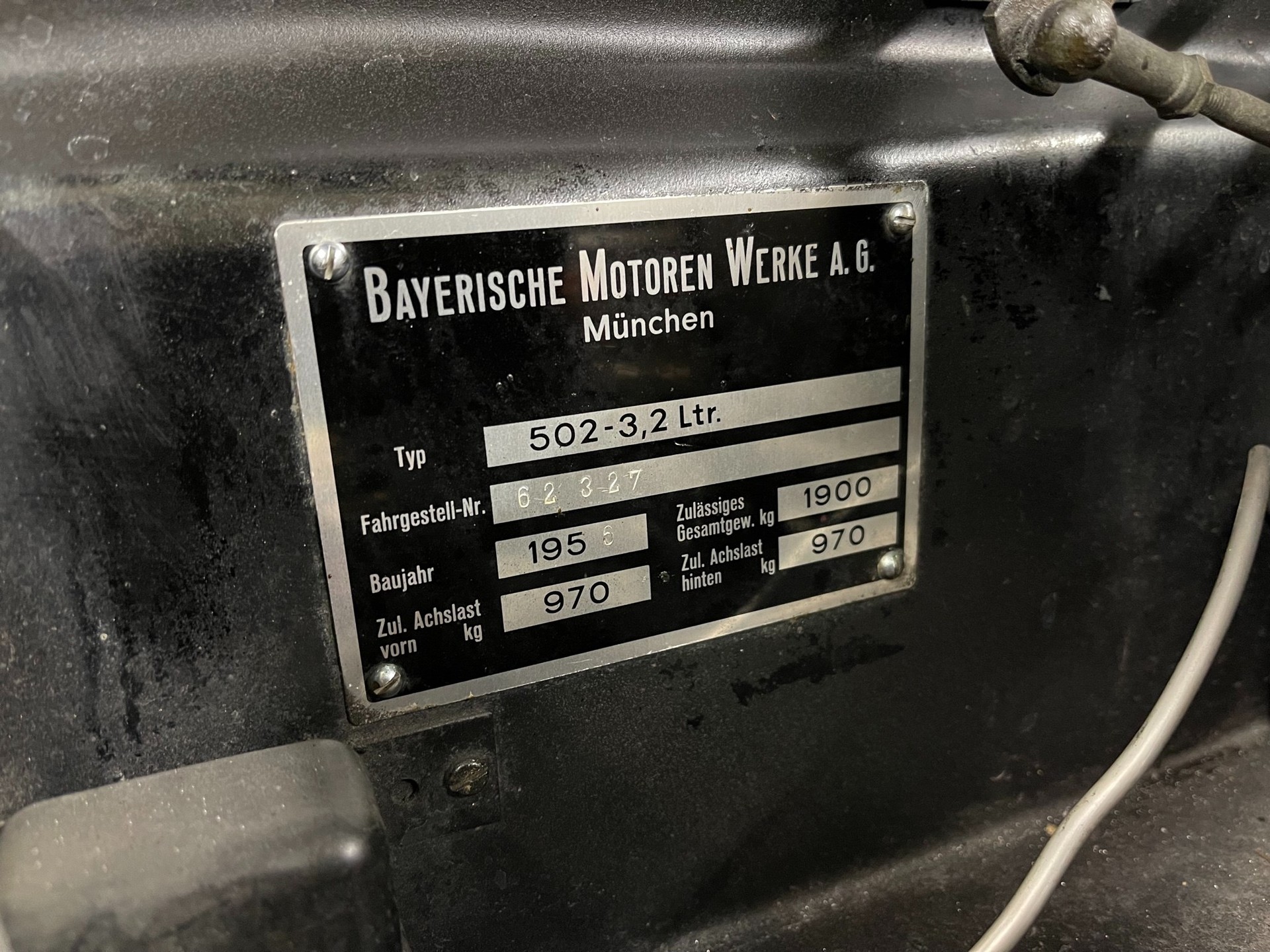 BMW 502 3.2 V8 Barockengel mit Veteran Eintrag-image-14