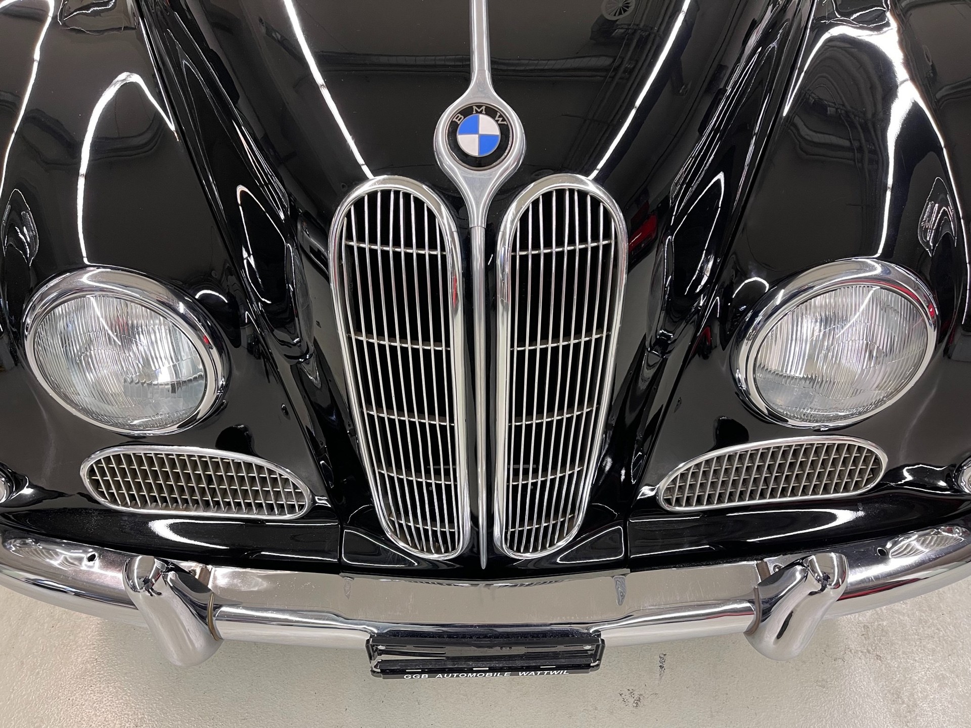 BMW 502 3.2 V8 Barockengel mit Veteran Eintrag-image-5