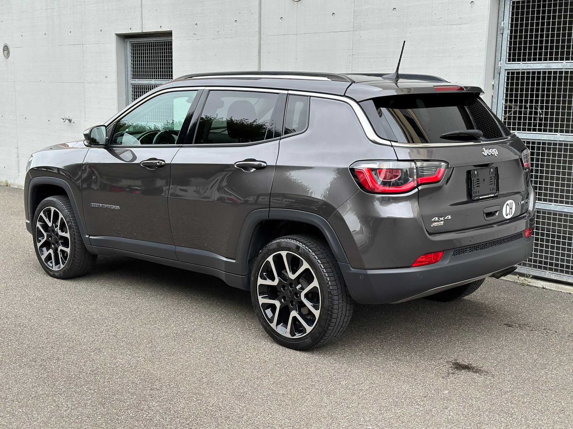 JEEP Compass 1.4 Turbo Limited AWD 9ATX-image-4