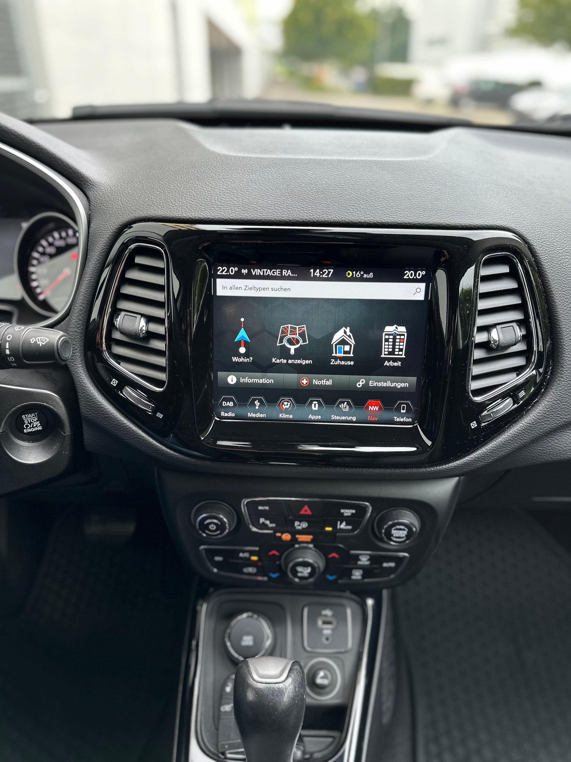 JEEP Compass 1.4 Turbo Limited AWD 9ATX-image-11