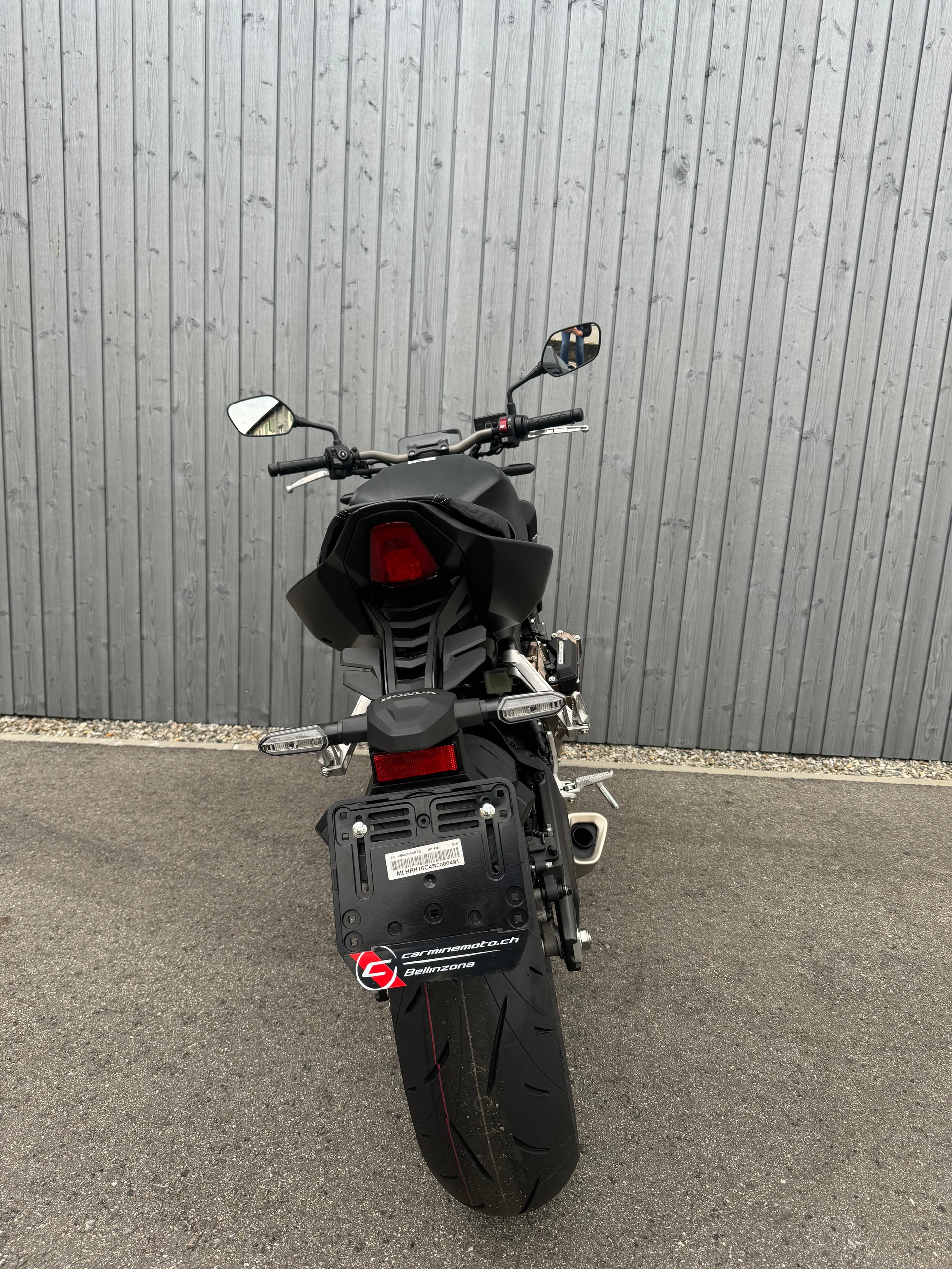 HONDA CB650R E-Clutch-image-5