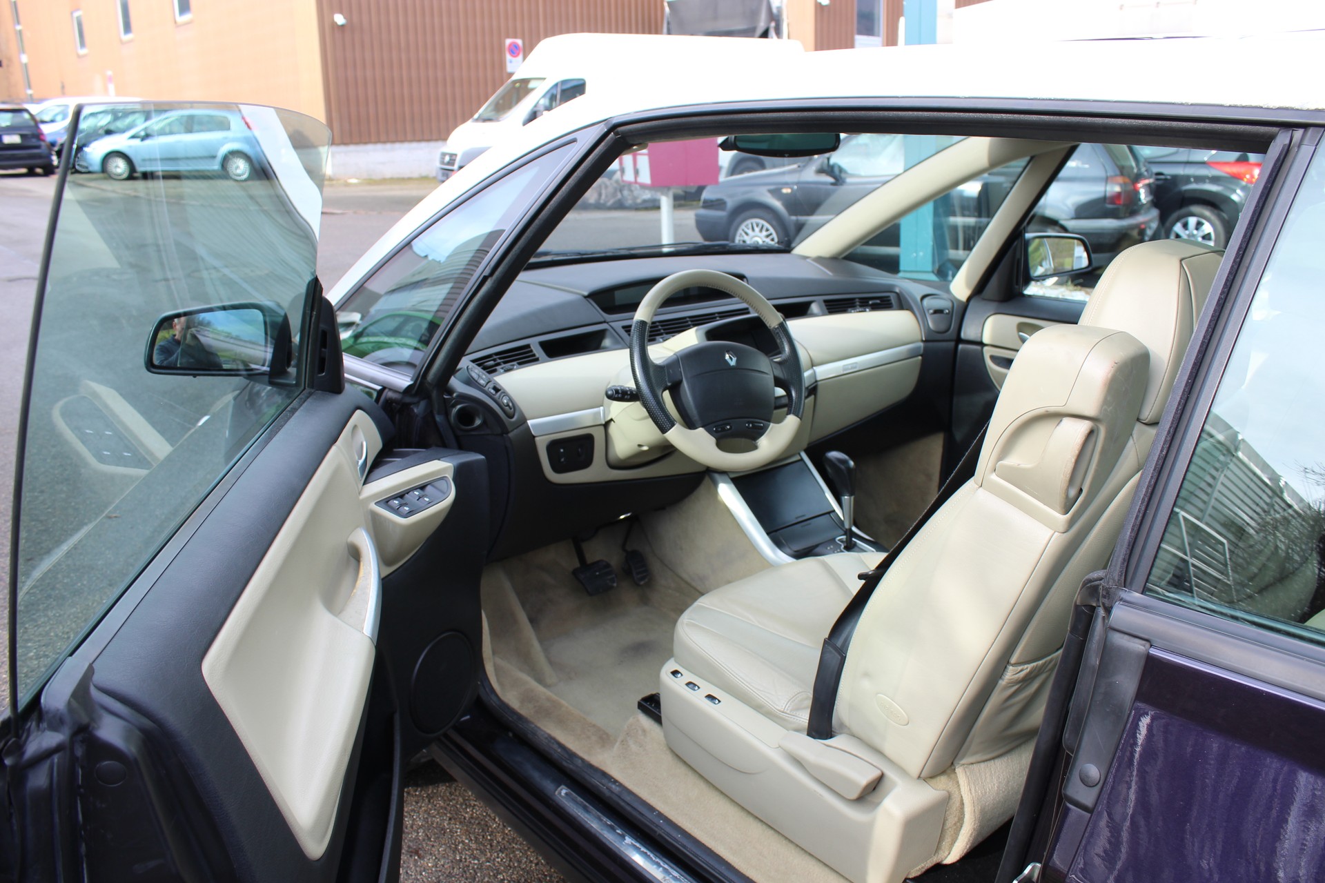RENAULT Avantime 3.0 V6 Privilège-image-5