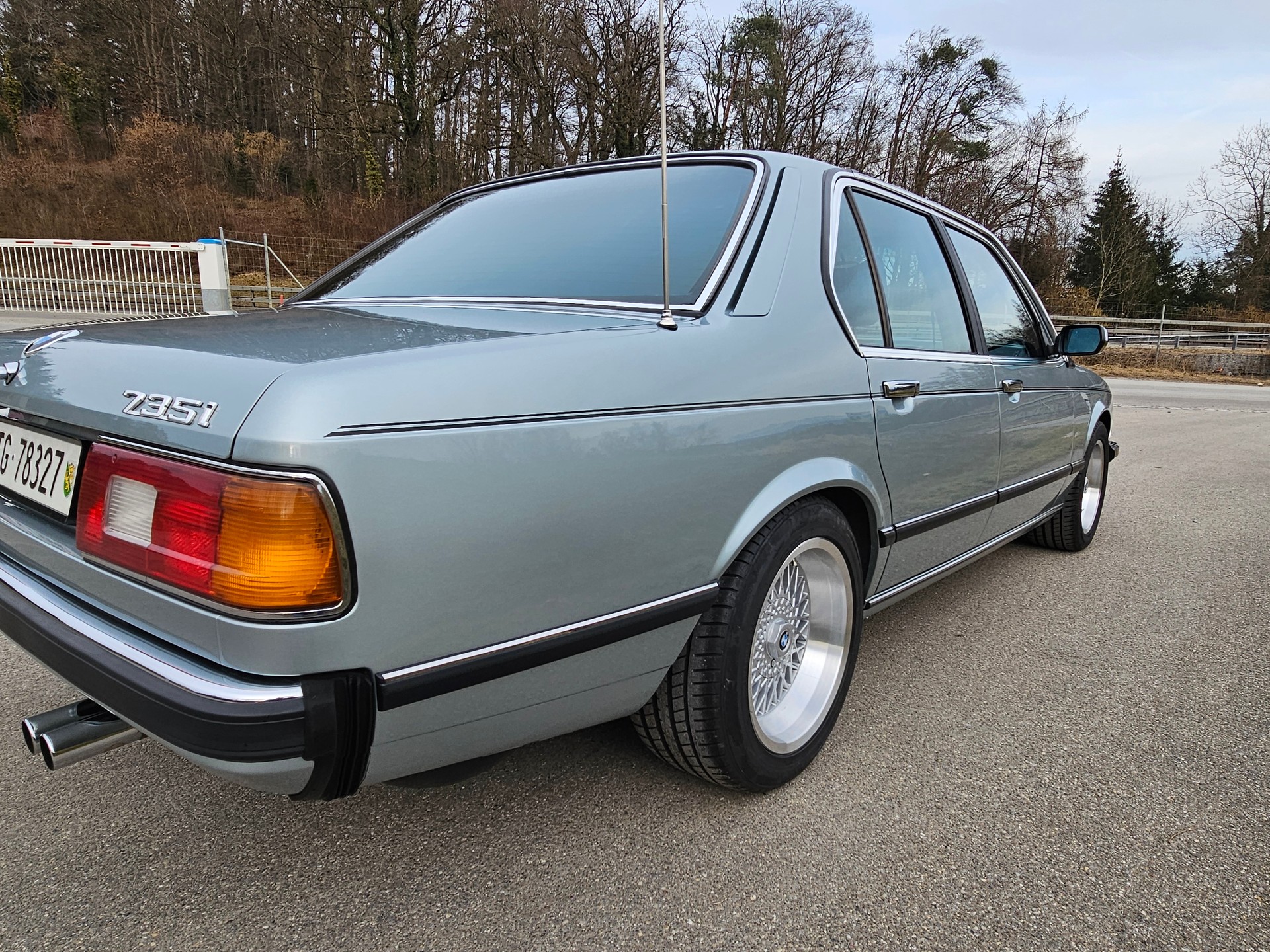BMW 735-image-6