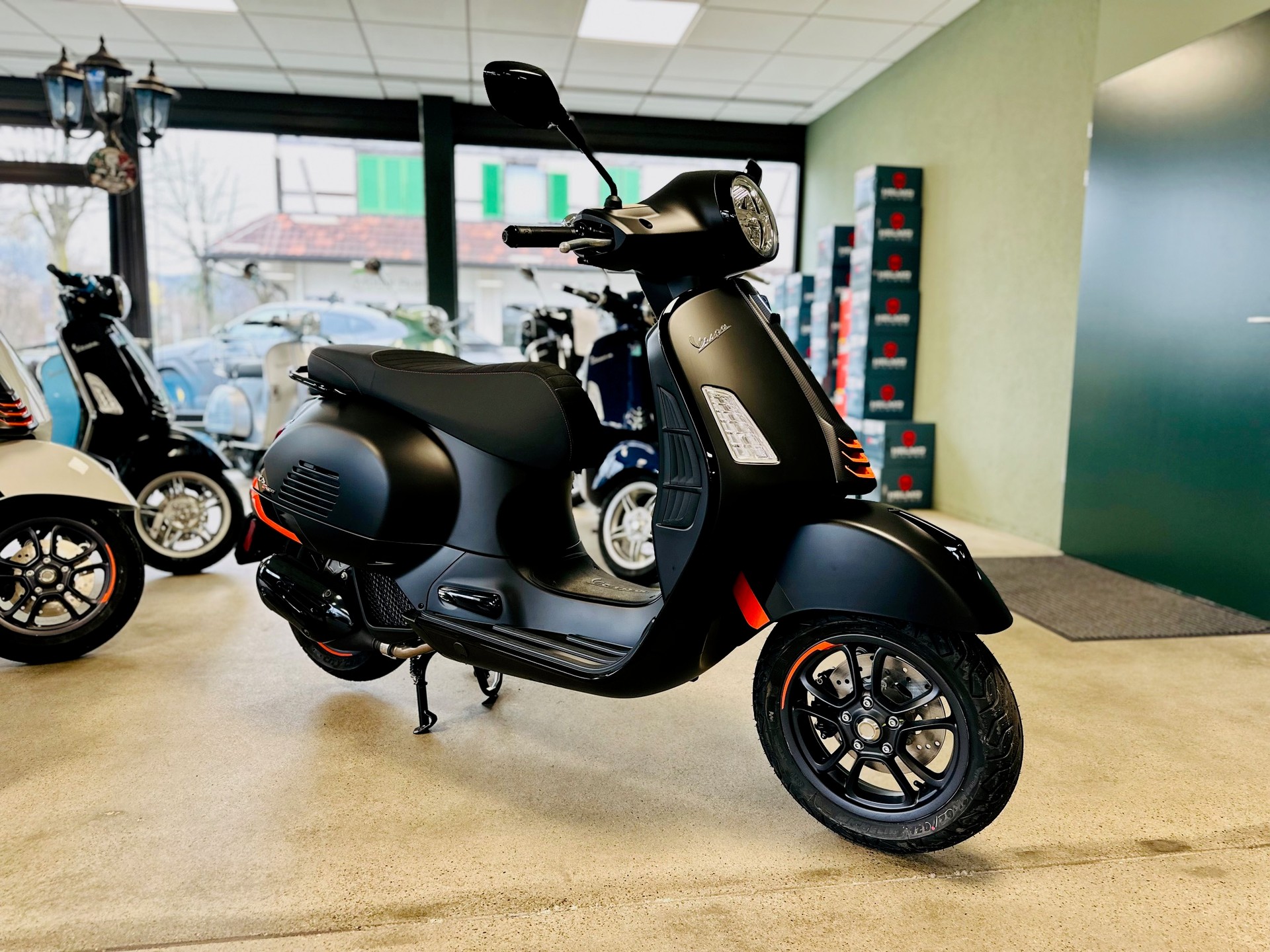 PIAGGIO Vespa GTS 125 Super Sport RST Euro 5+-image-1