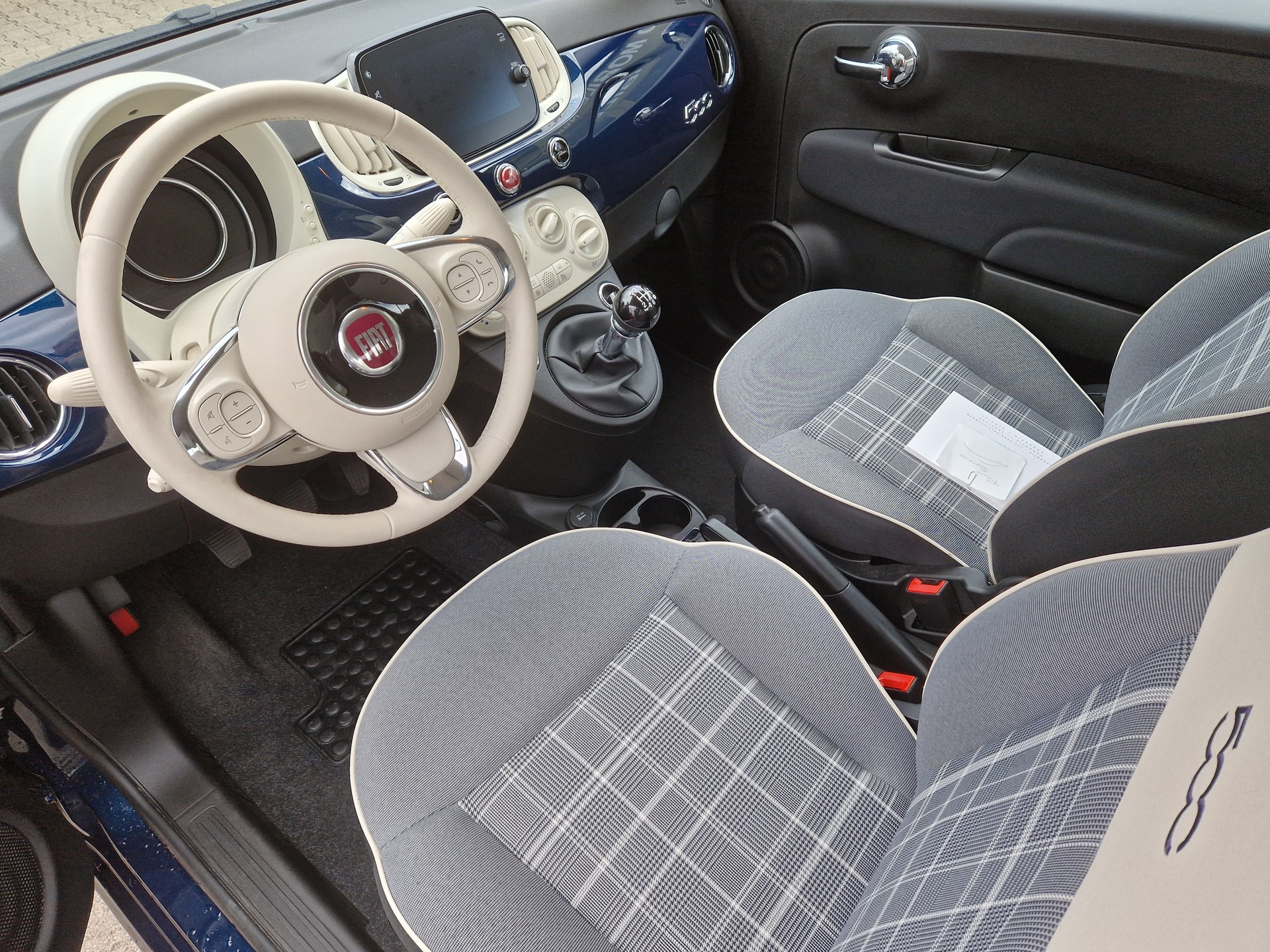 FIAT 500 1.0 N3 MildHybrid Lounge-image-7
