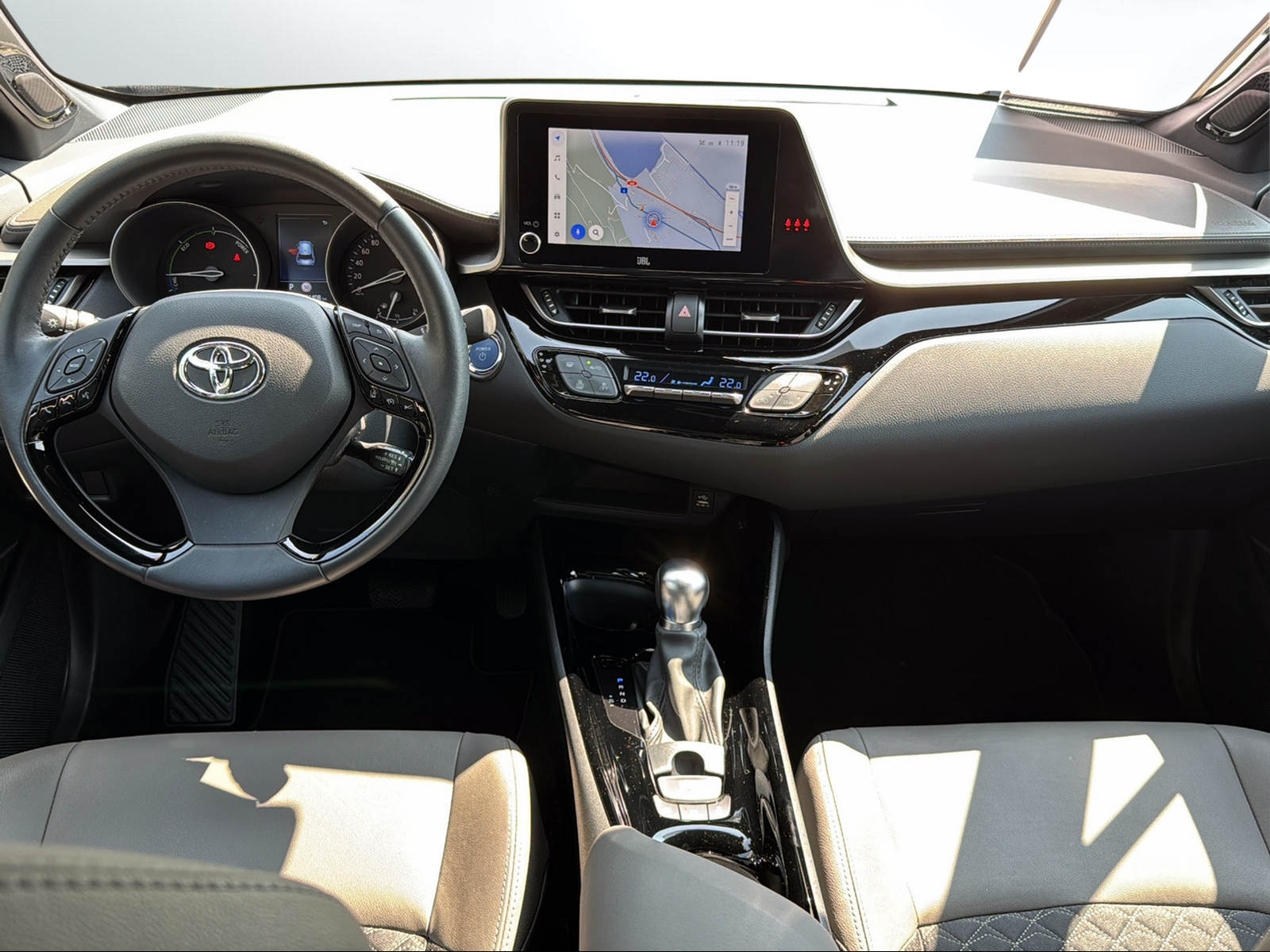 TOYOTA C-HR 2.0 HSD CVT Premium-image-7