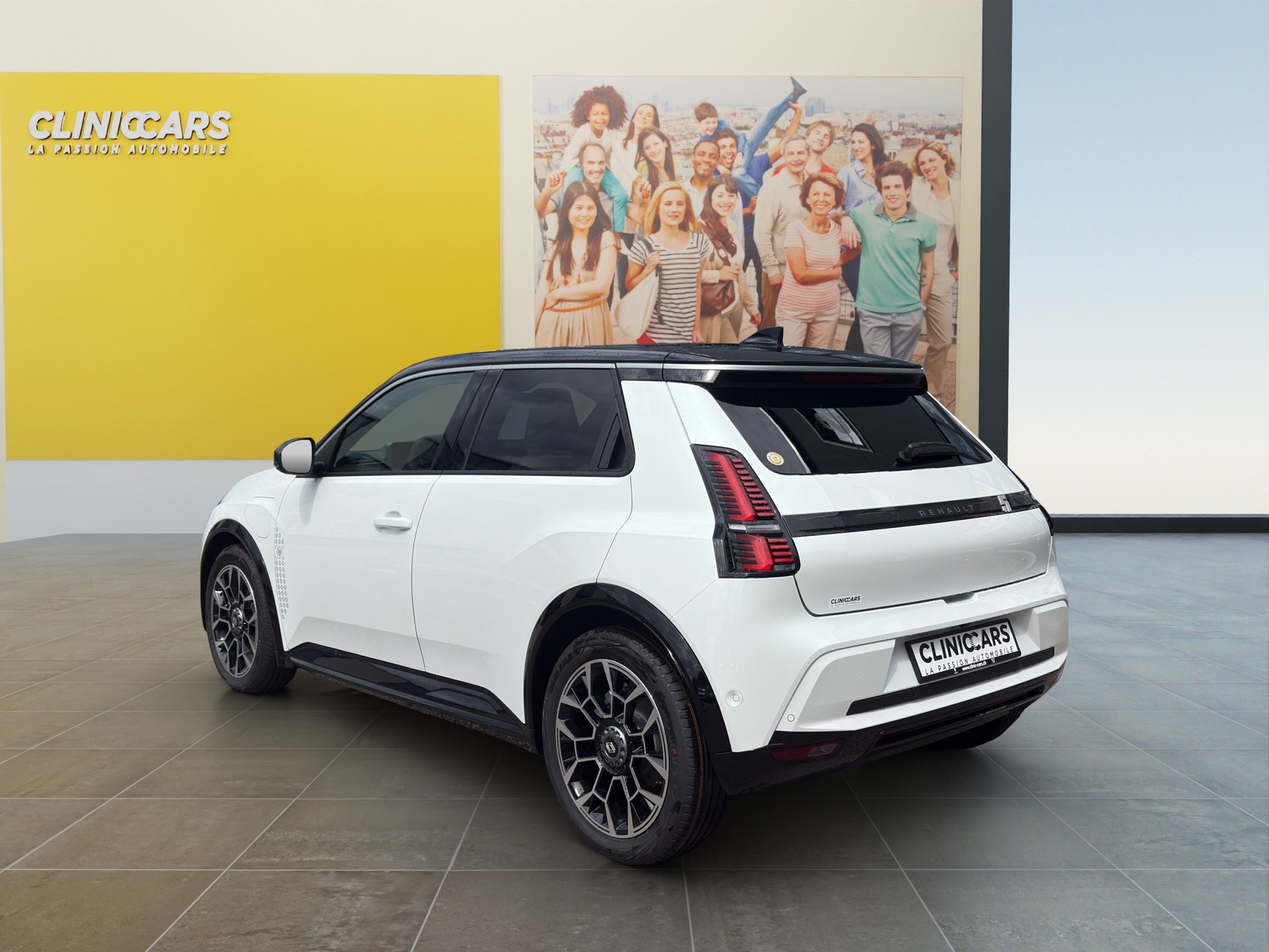 RENAULT R5 E-Tech Comfort Range 52 kWh Roland Garros-showroom-element-2