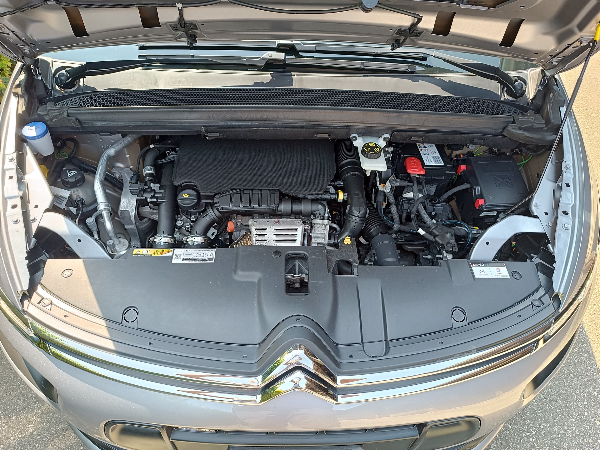 CITROEN C4 Picasso 1.2 Pure Tech Live-image-14