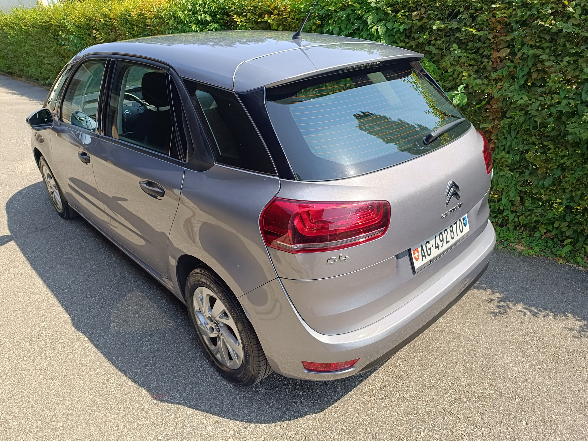 CITROEN C4 Picasso 1.2 Pure Tech Live-image-4
