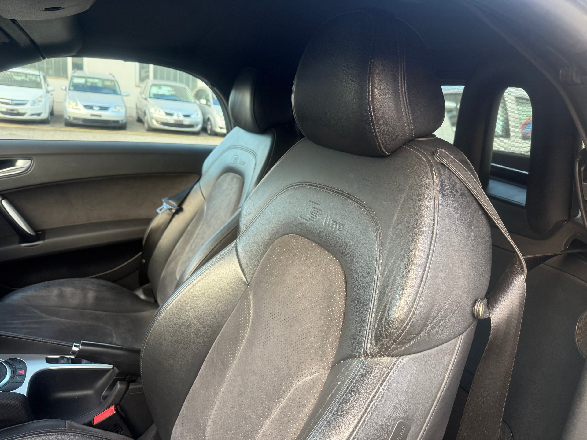 AUDI TT Roadster 2.0 TFSI-image-6