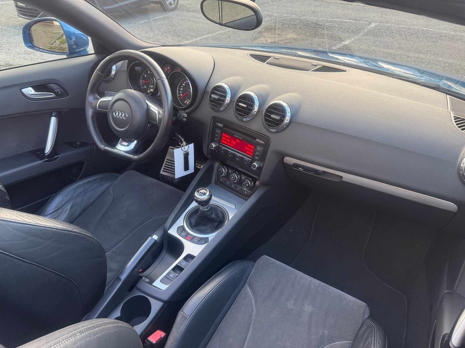 AUDI TT Roadster 2.0 TFSI-image-7