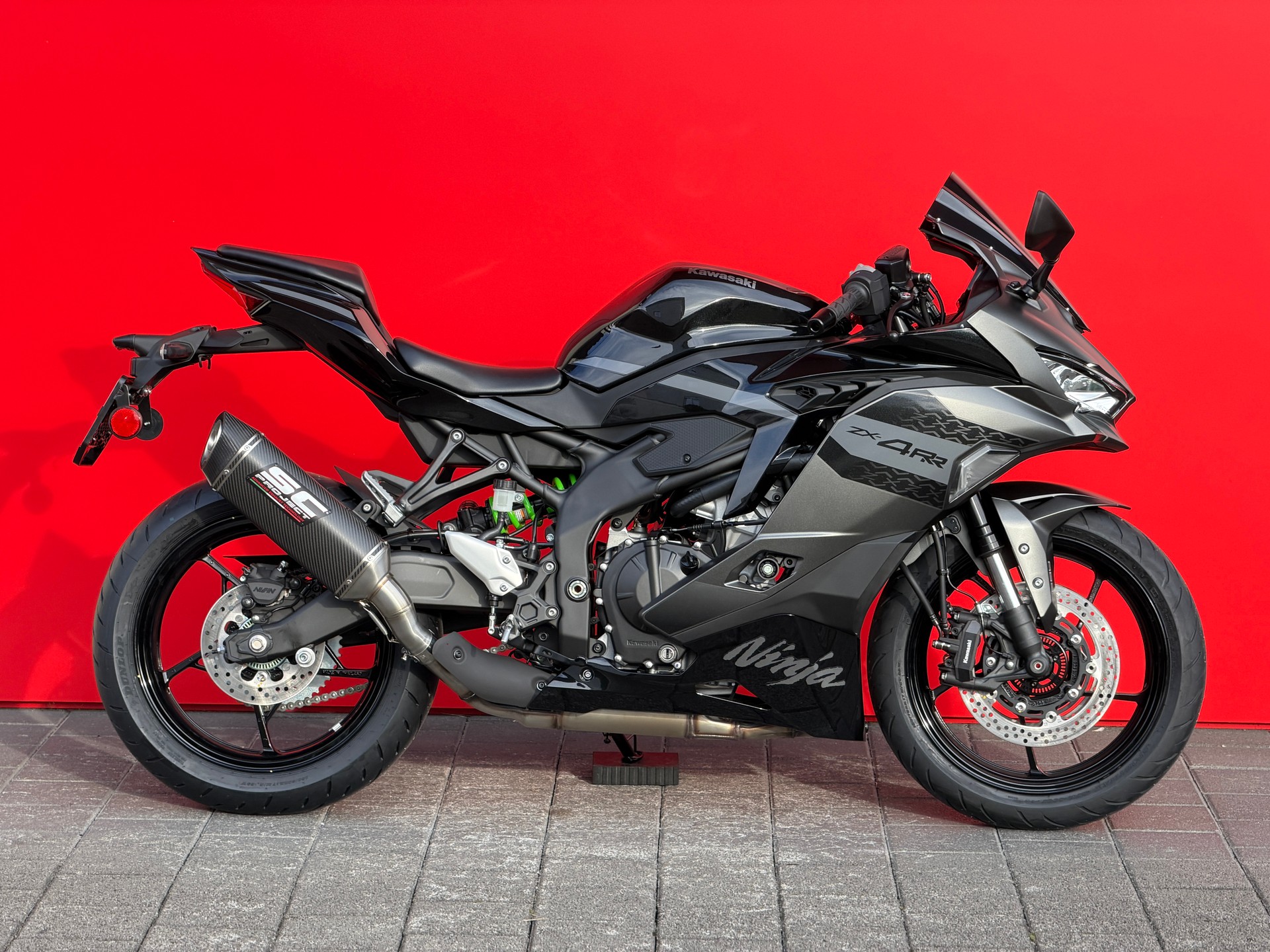 KAWASAKI Ninja ZX-4RR-image-2