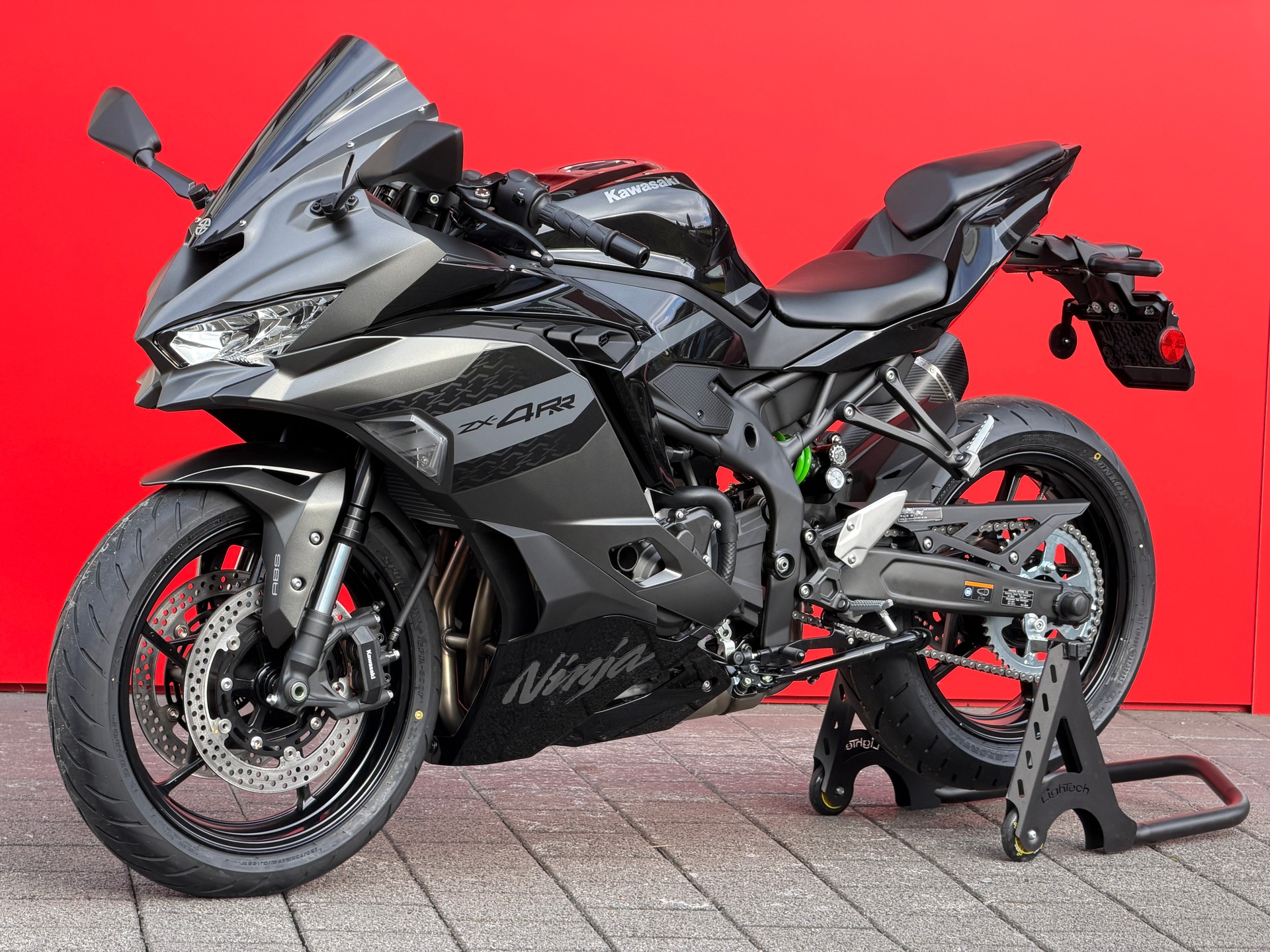 KAWASAKI Ninja ZX-4RR-image-3