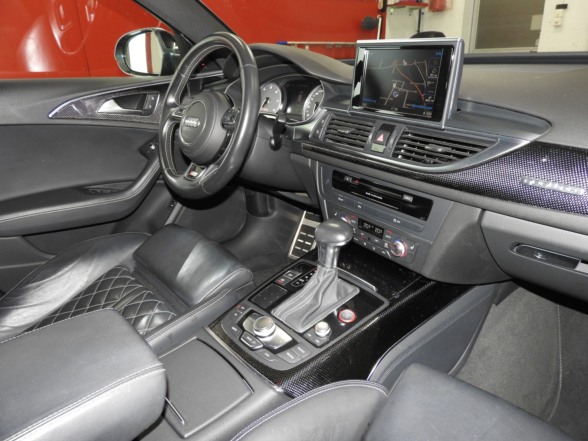 AUDI S6 Avant 4.0 TFSI V8 quattro S-tronic CH FZ frisch MFK aus 1 Hand, 8 F. berädert, Servicgepflegt 12 Mon. oder 20000km Garantie-image-20