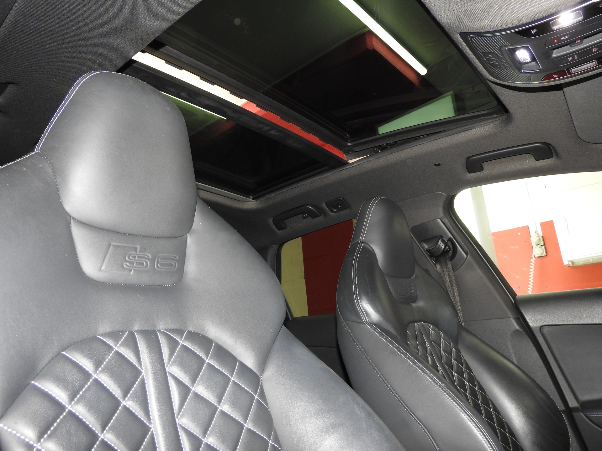 AUDI S6 Avant 4.0 TFSI V8 quattro S-tronic CH FZ frisch MFK aus 1 Hand, 8 F. berädert, Servicgepflegt 12 Mon. oder 20000km Garantie-image-16