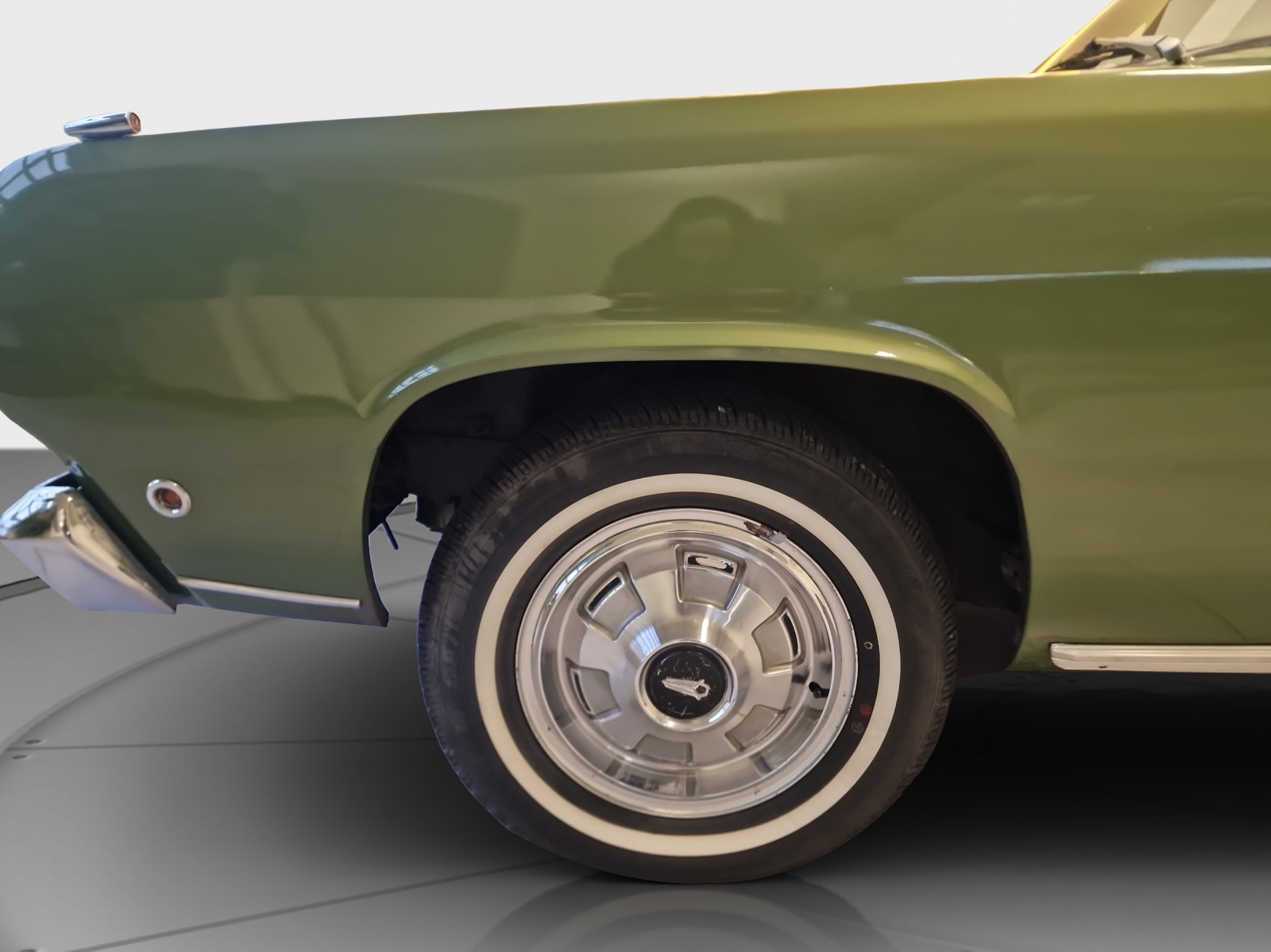 PLYMOUTH SIX-image-9