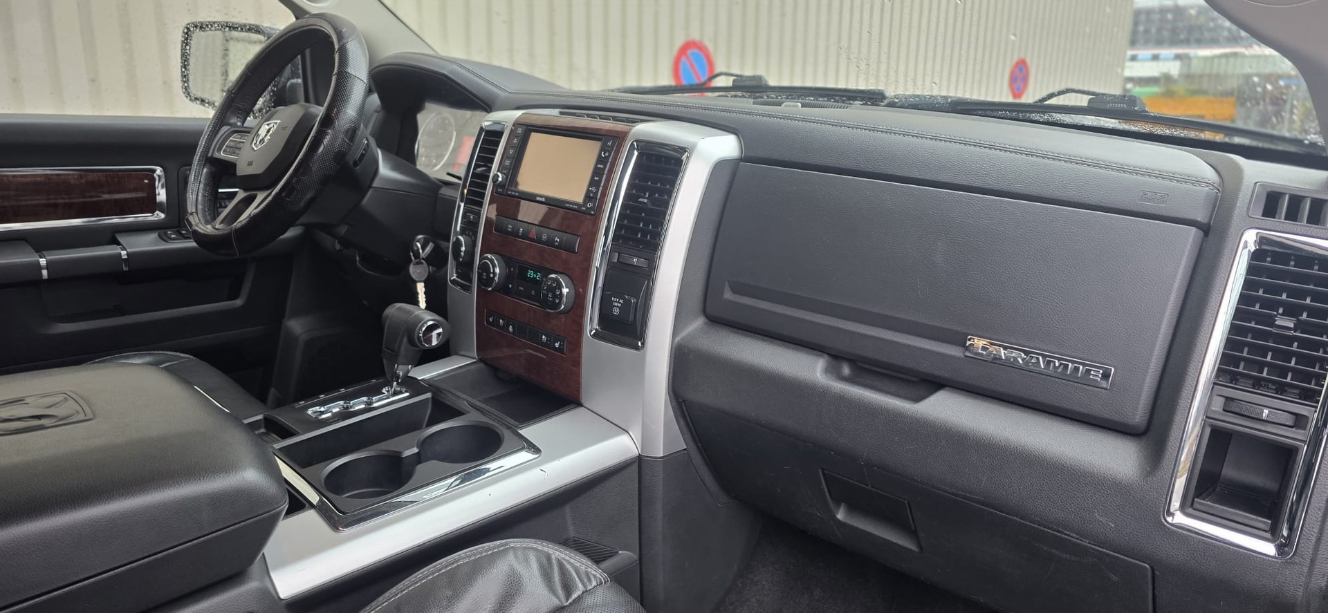 DODGE Ram-image-12