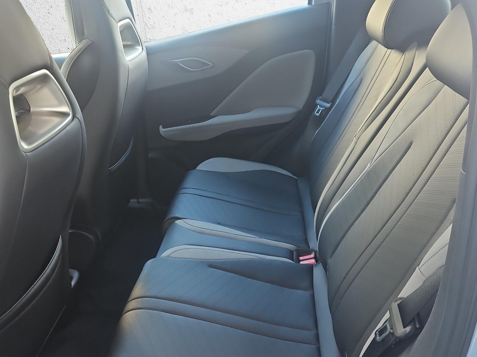BYD Dolphin Surf 30 kWh Active-image-9