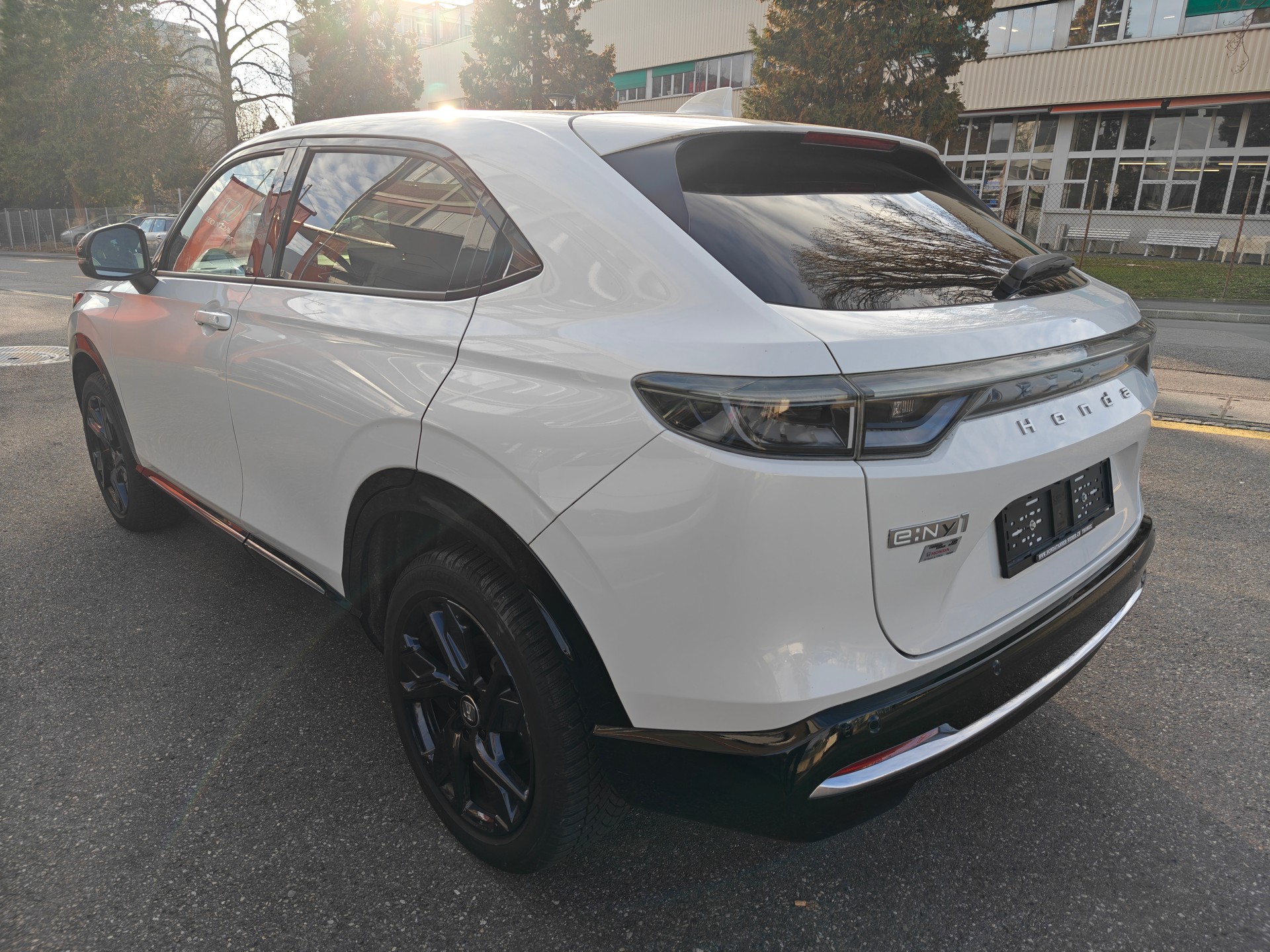 HONDA Ny1 Elegance-image-3