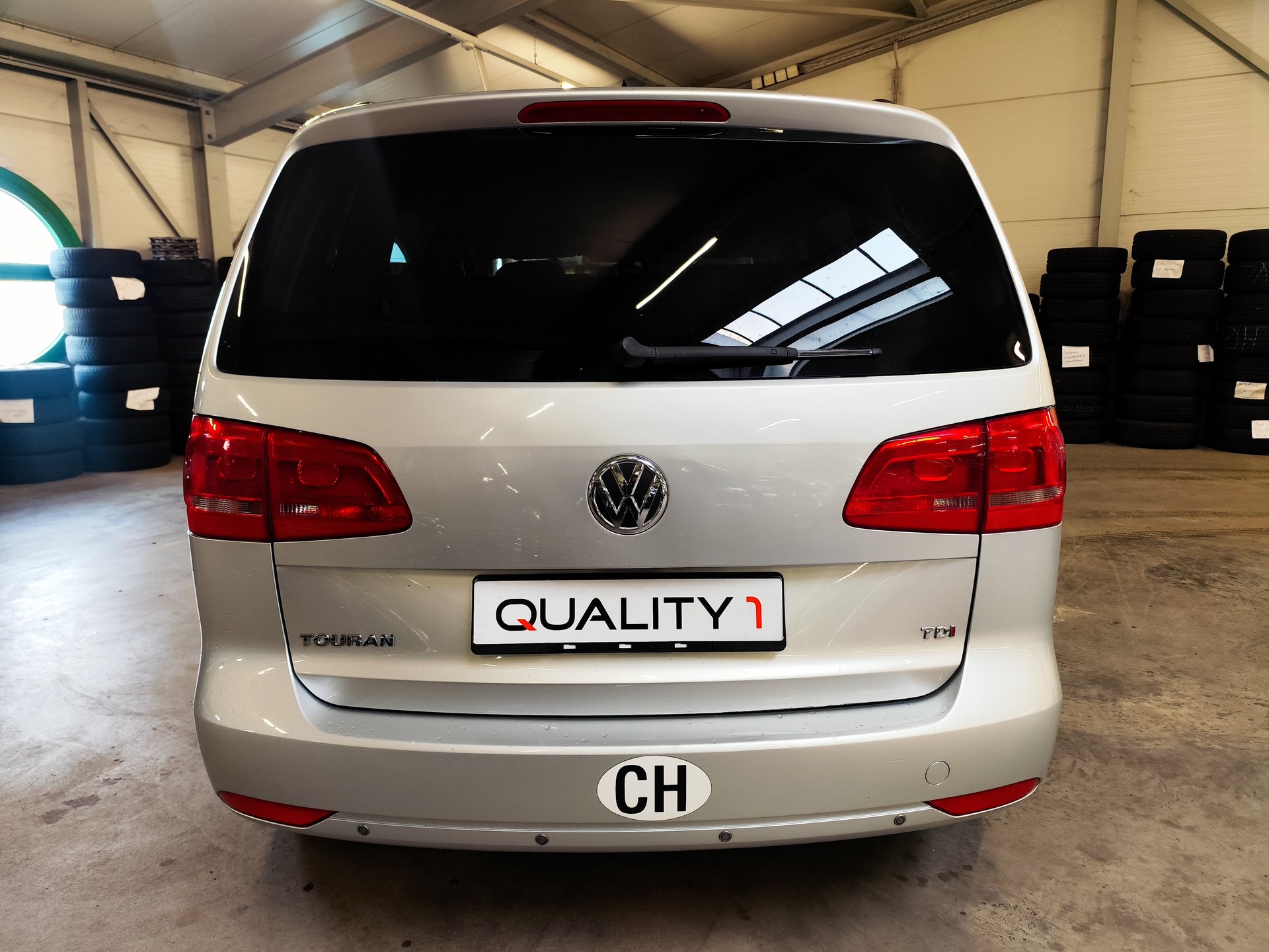 VW Touran 1.6 TDI Trendline DSG-image-3