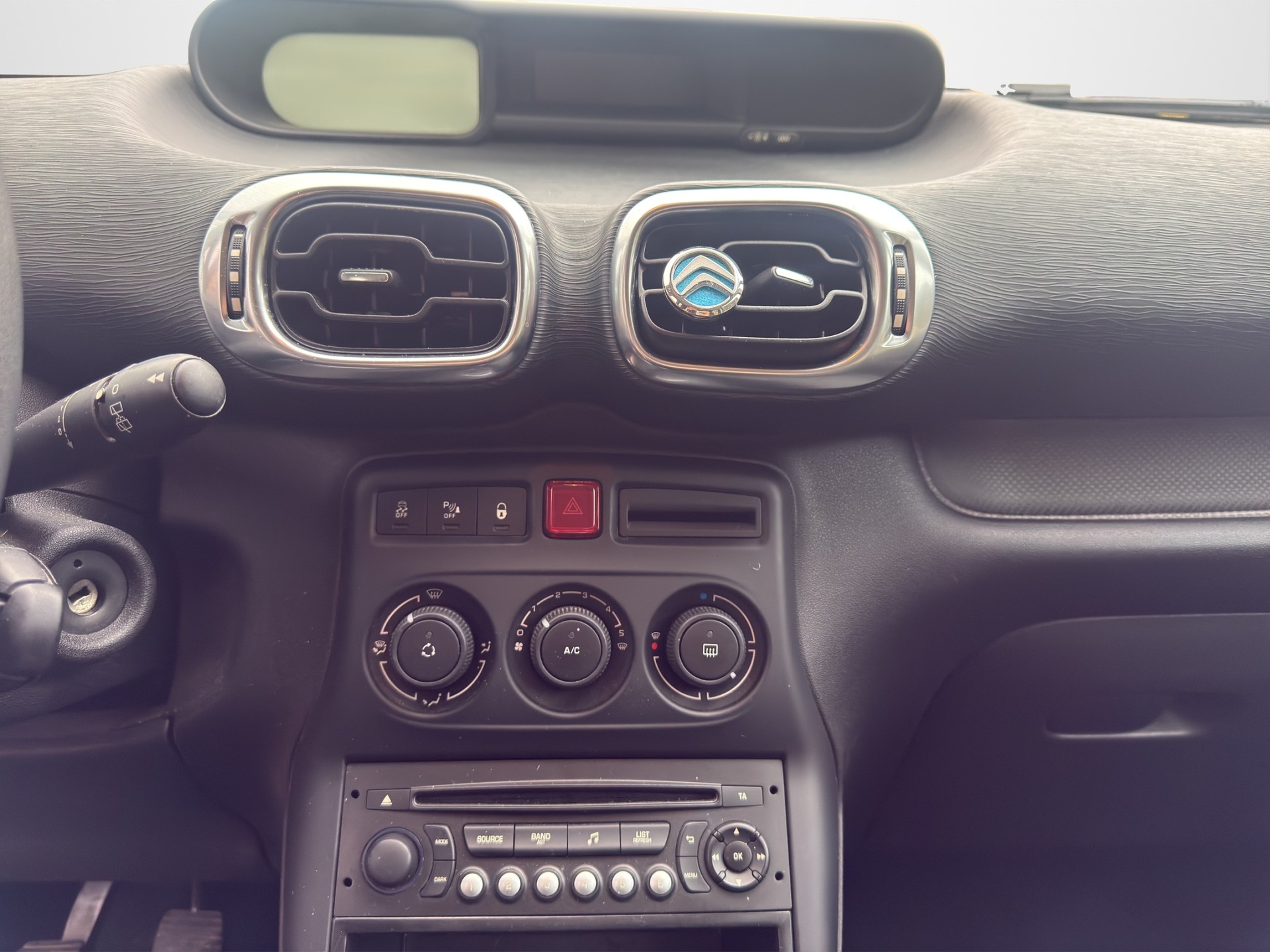 CITROEN C3 Picasso 1.2-image-12