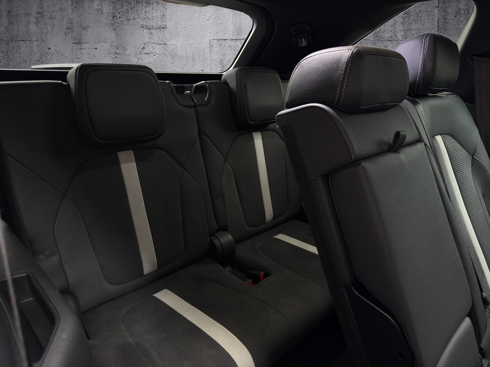 SKODA Kodiaq 2.0 TDI Sportline 4x4 *CH-Fahrzeug*-image-9